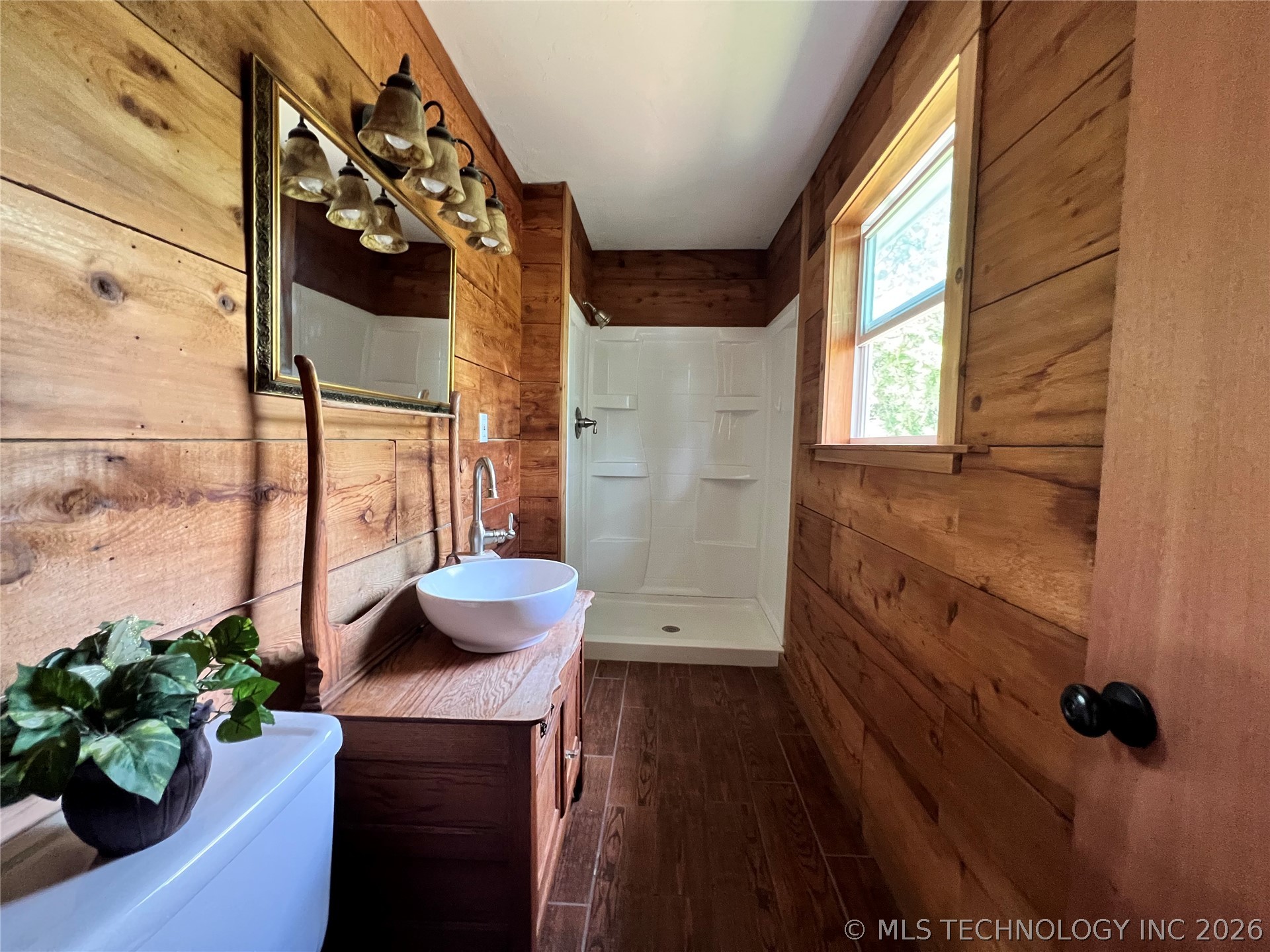 7604 Clear Creek Property Photo 38