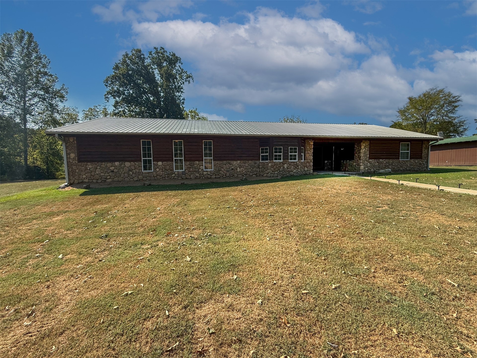 1465 Bethel Cutoff Property Photo 11