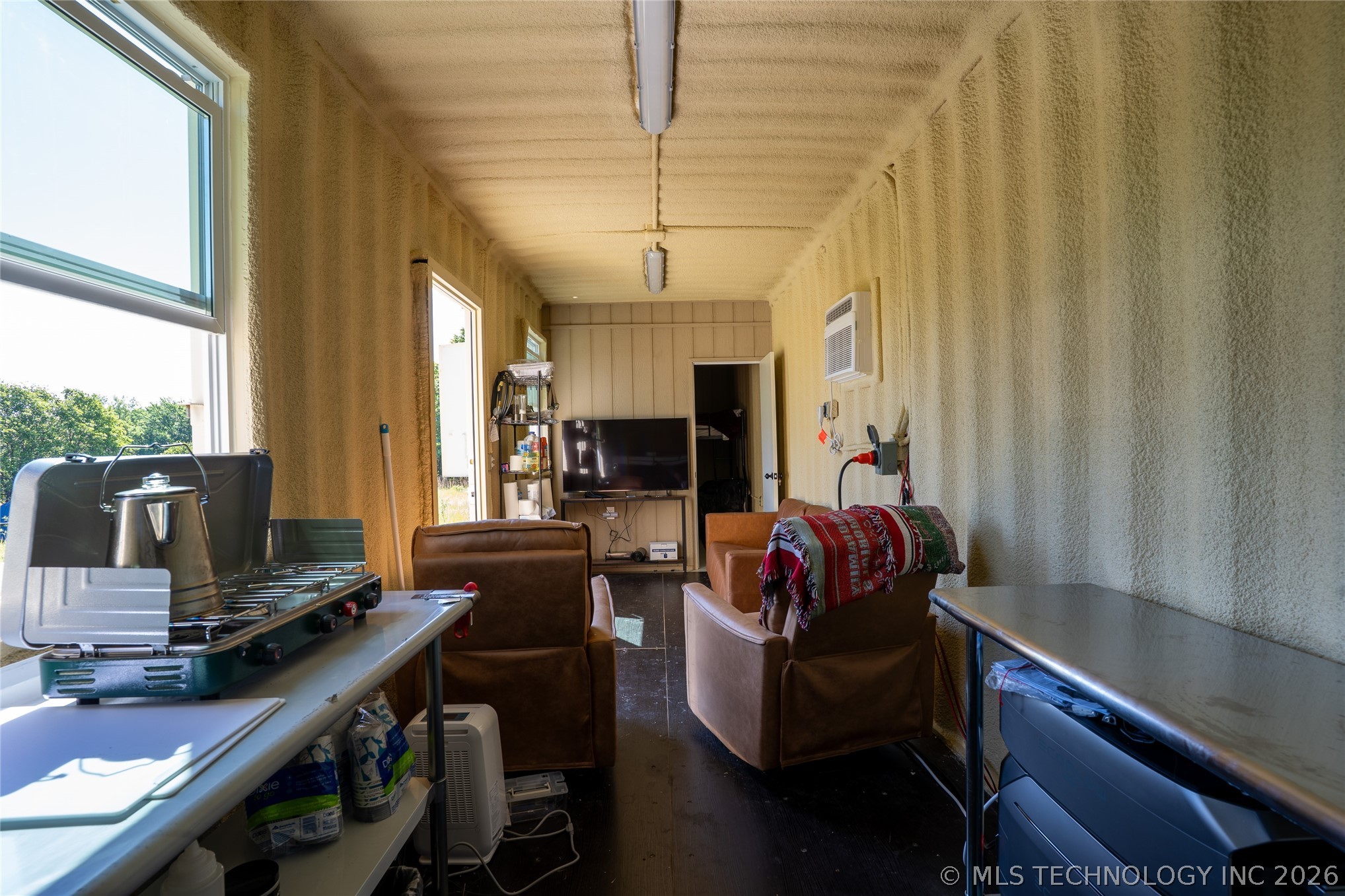 E 1010 Road Property Photo 15