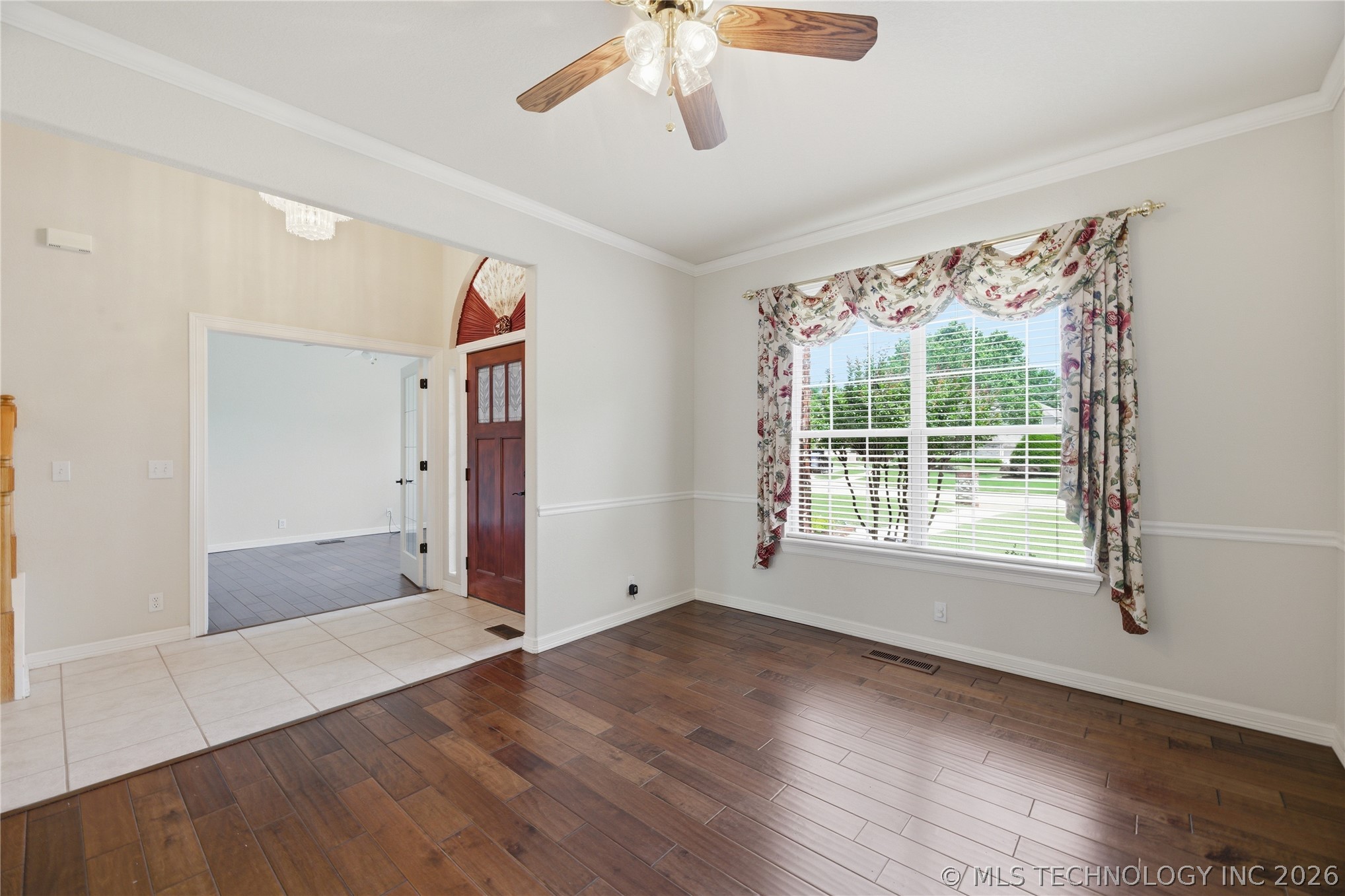 3920 S Sequoia Avenue Property Photo 8