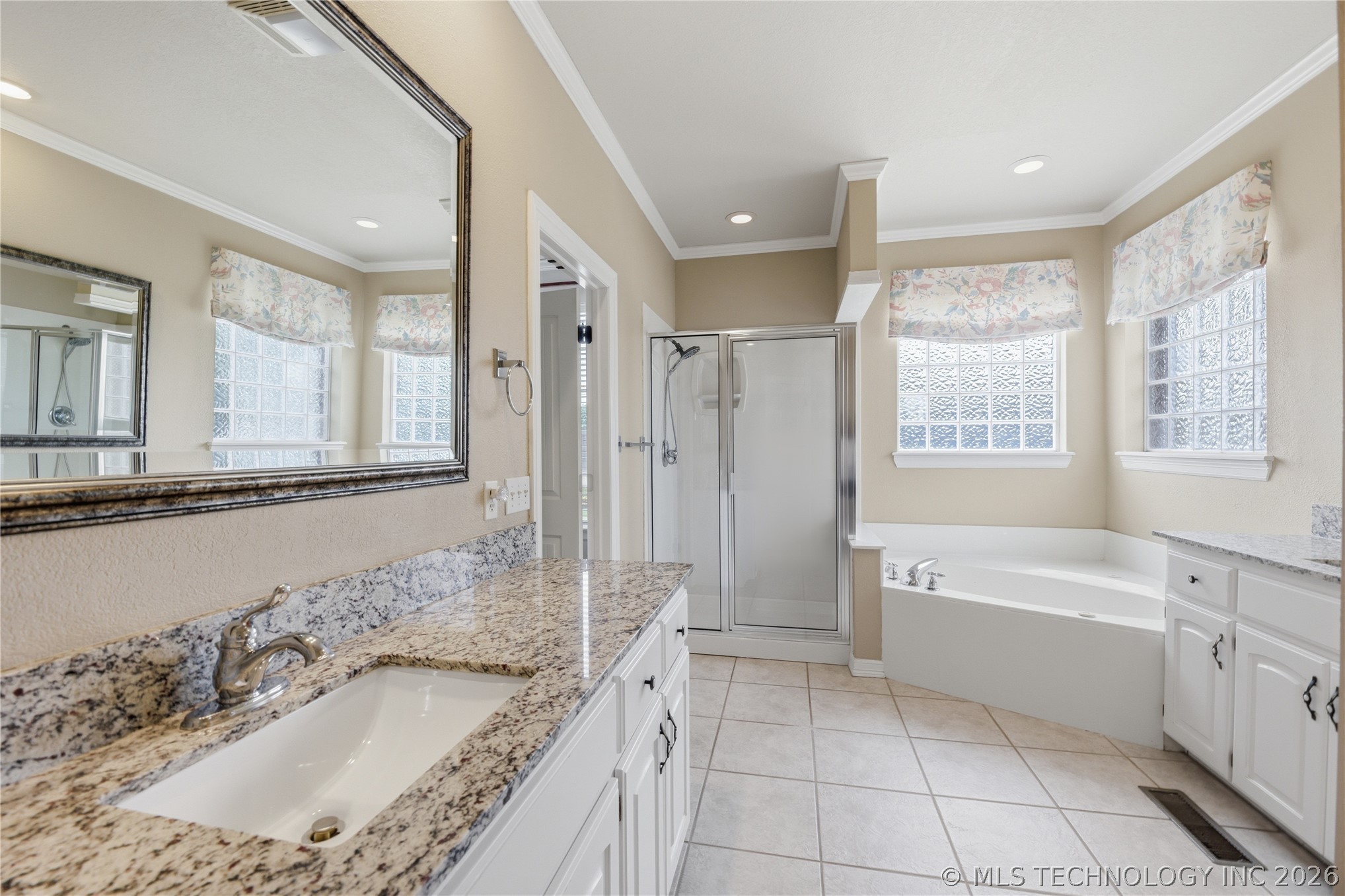 3920 S Sequoia Avenue Property Photo 23