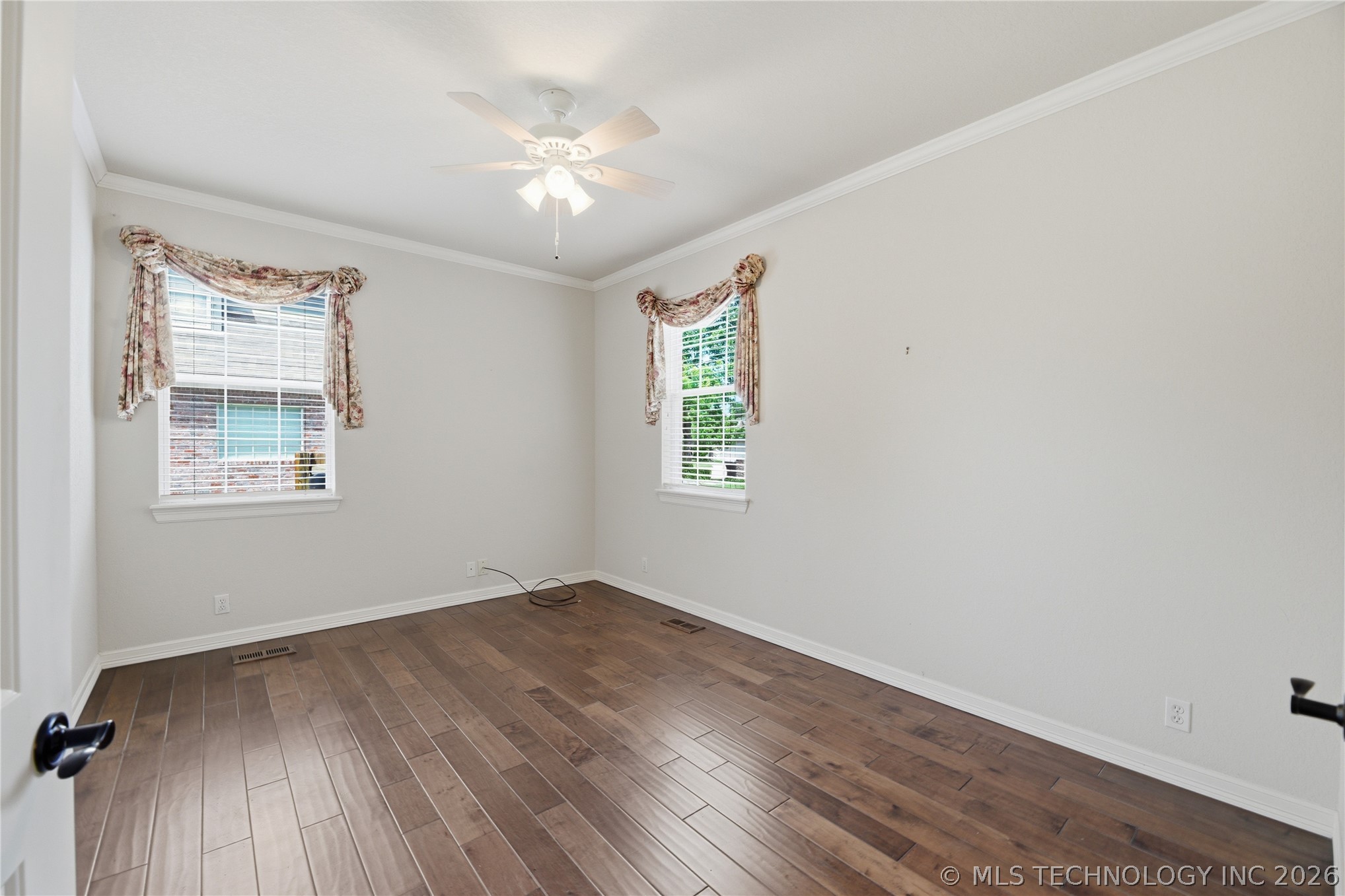 3920 S Sequoia Avenue Property Photo 27
