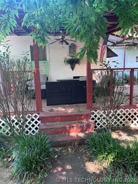 114 S 12 Street Property Photo 10
