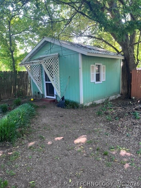 114 S 12 Street Property Photo 11