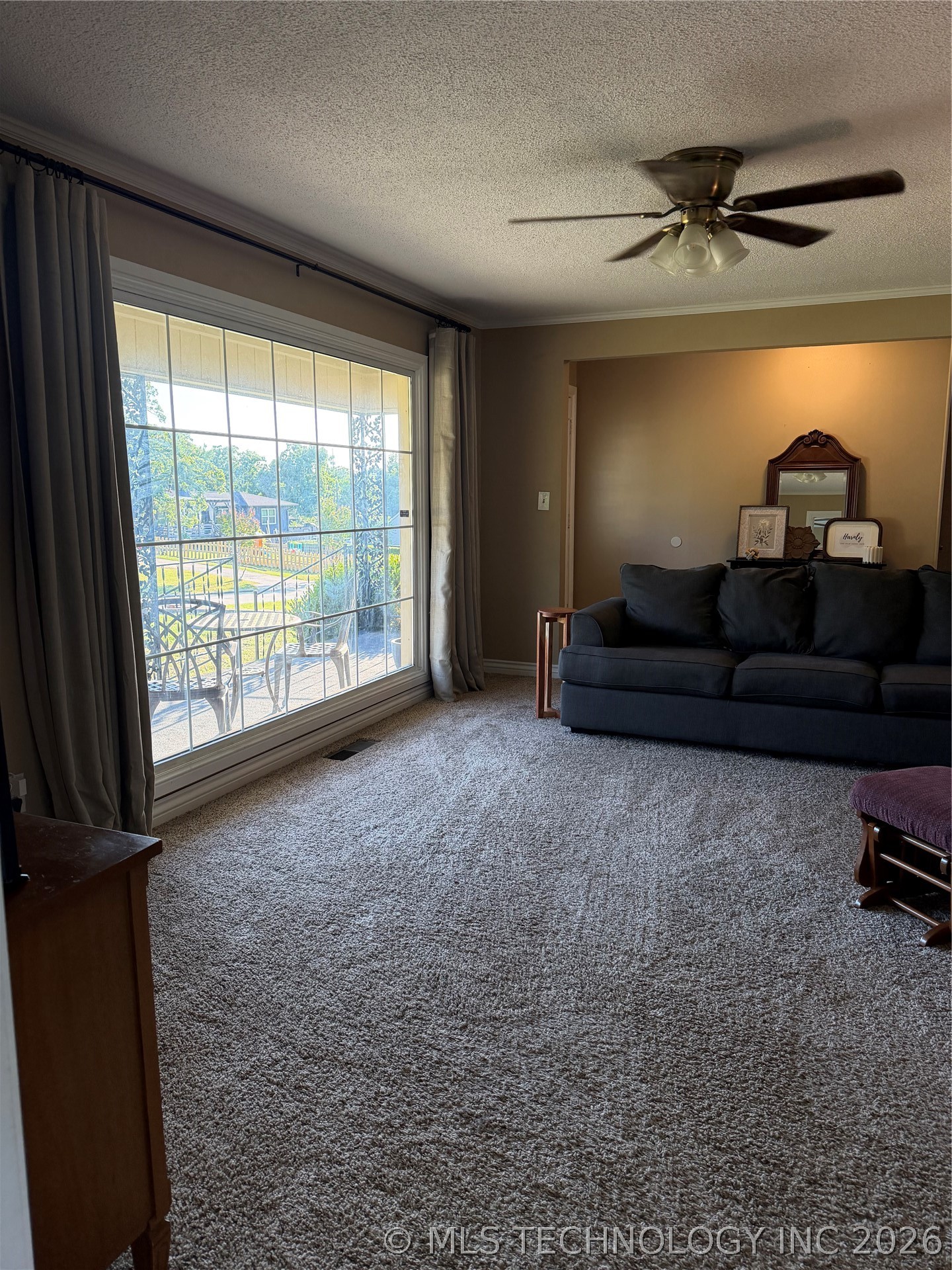 1517 E Miami Property Photo 8