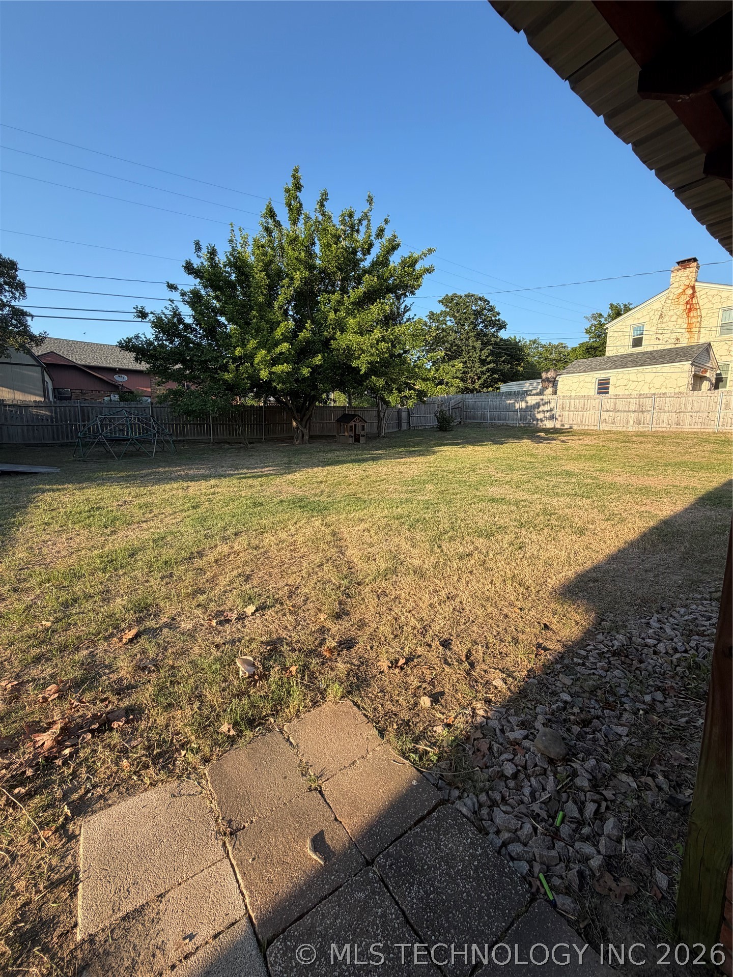 1517 E Miami Property Photo 38