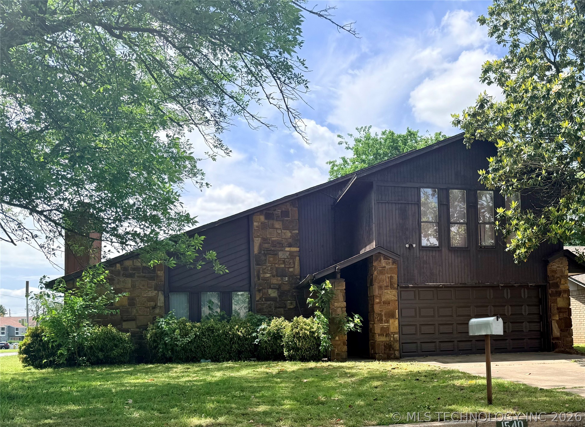 1540 E 68th Place Property Photo 1