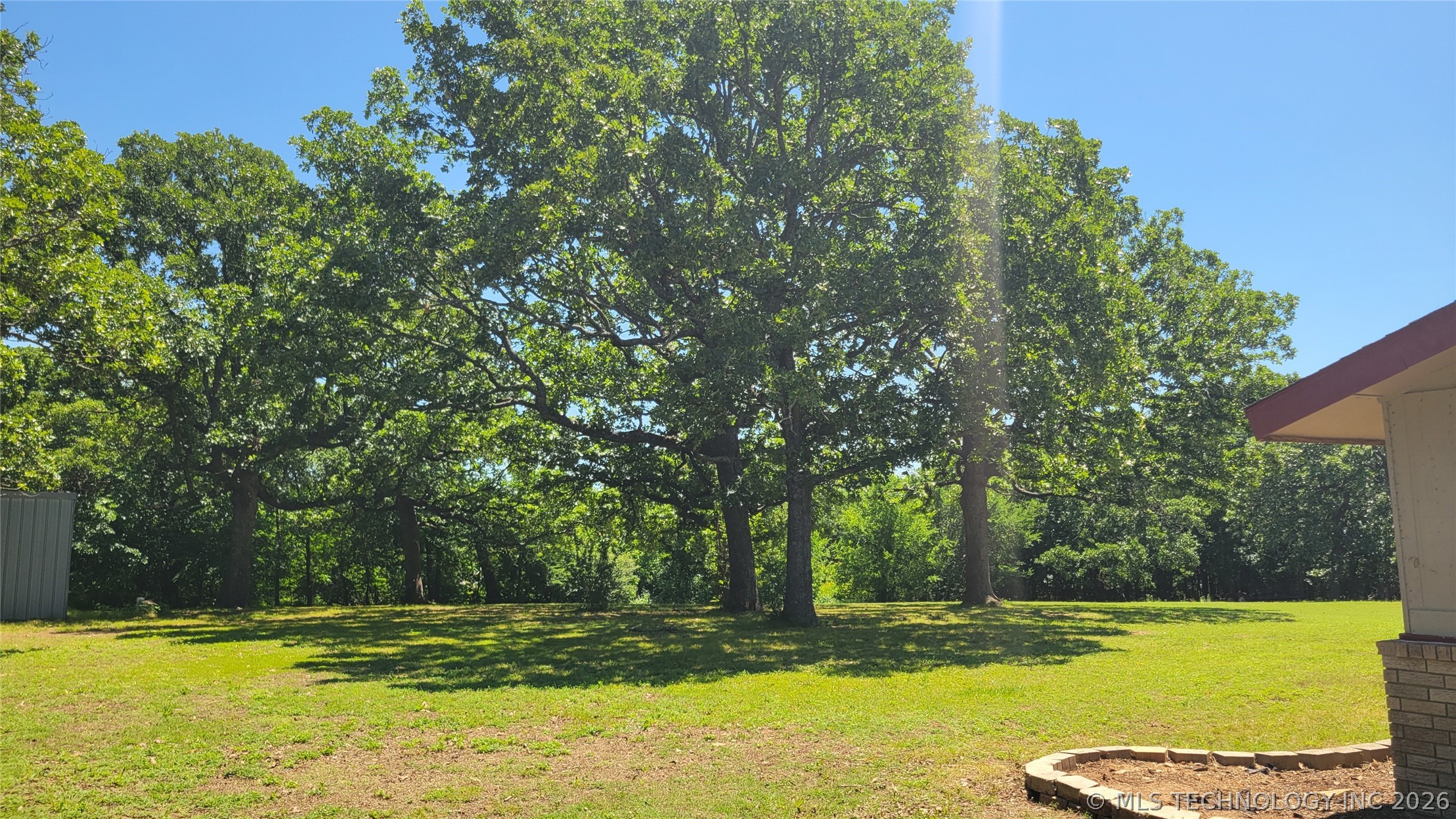1034 Oak Property Photo 42