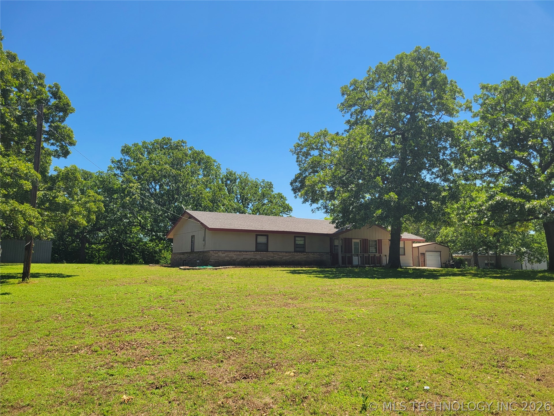1034 Oak Property Photo 44