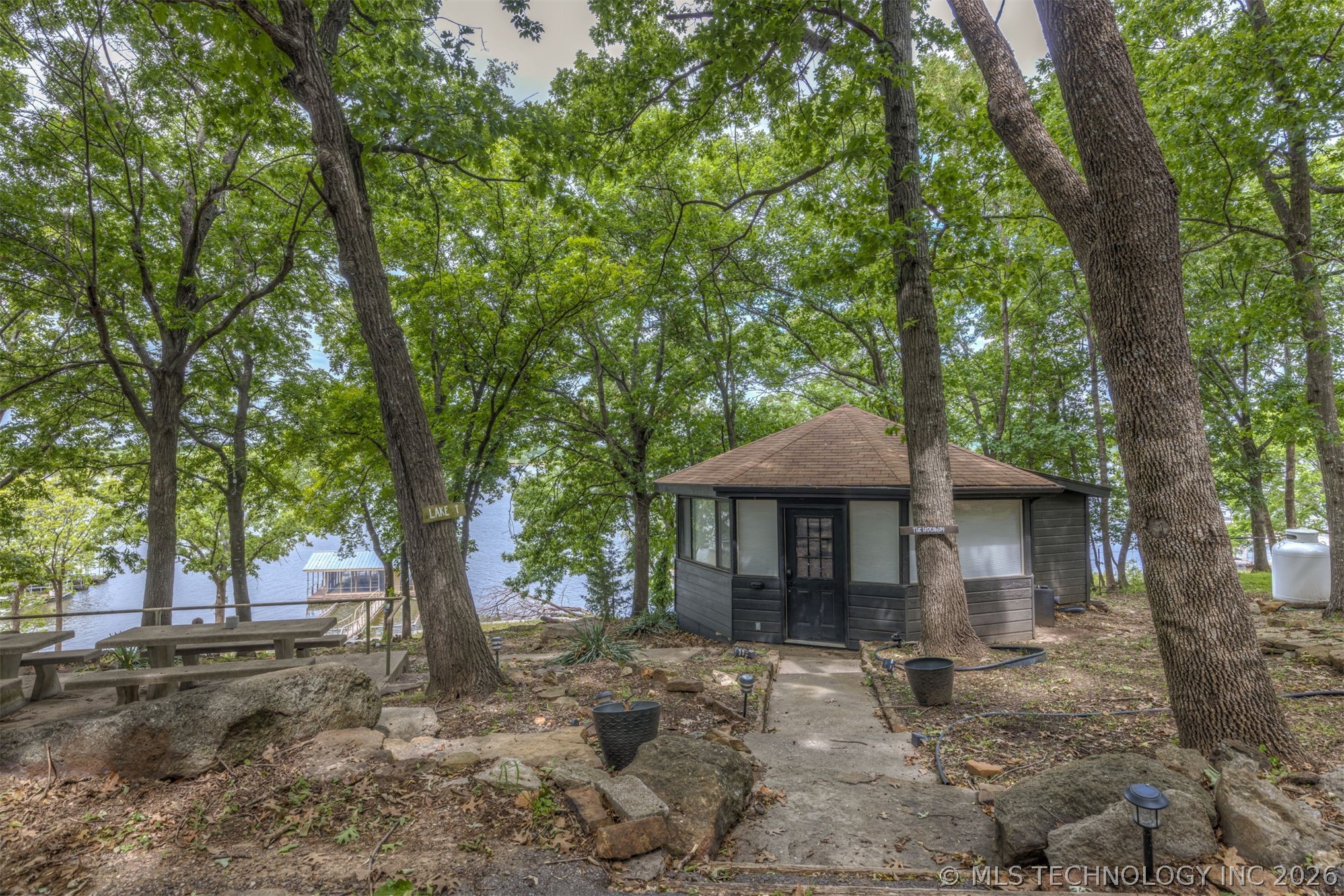 4332 W Roadrunner Property Photo 17