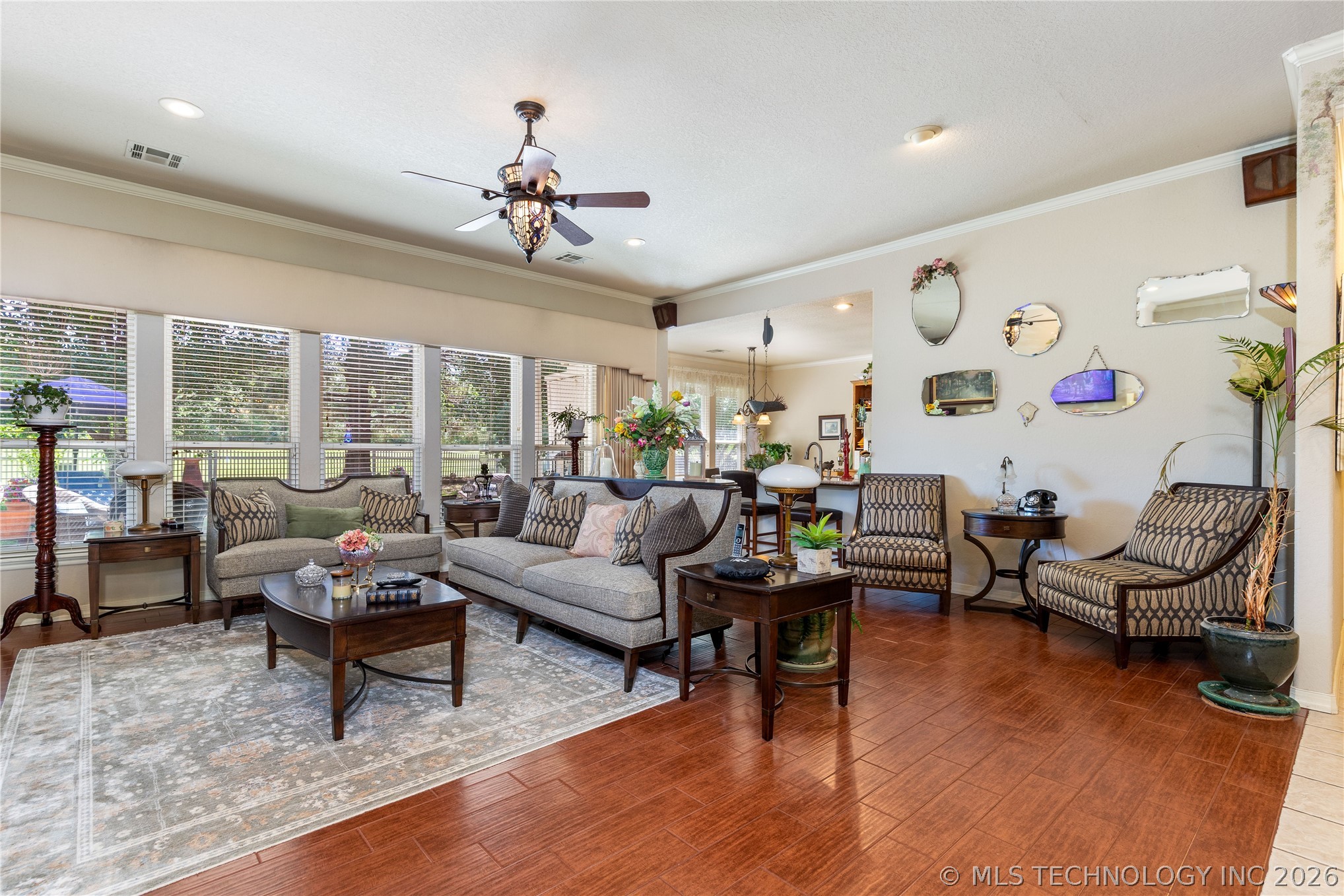 5080 Lake Breeze Road Property Photo 9