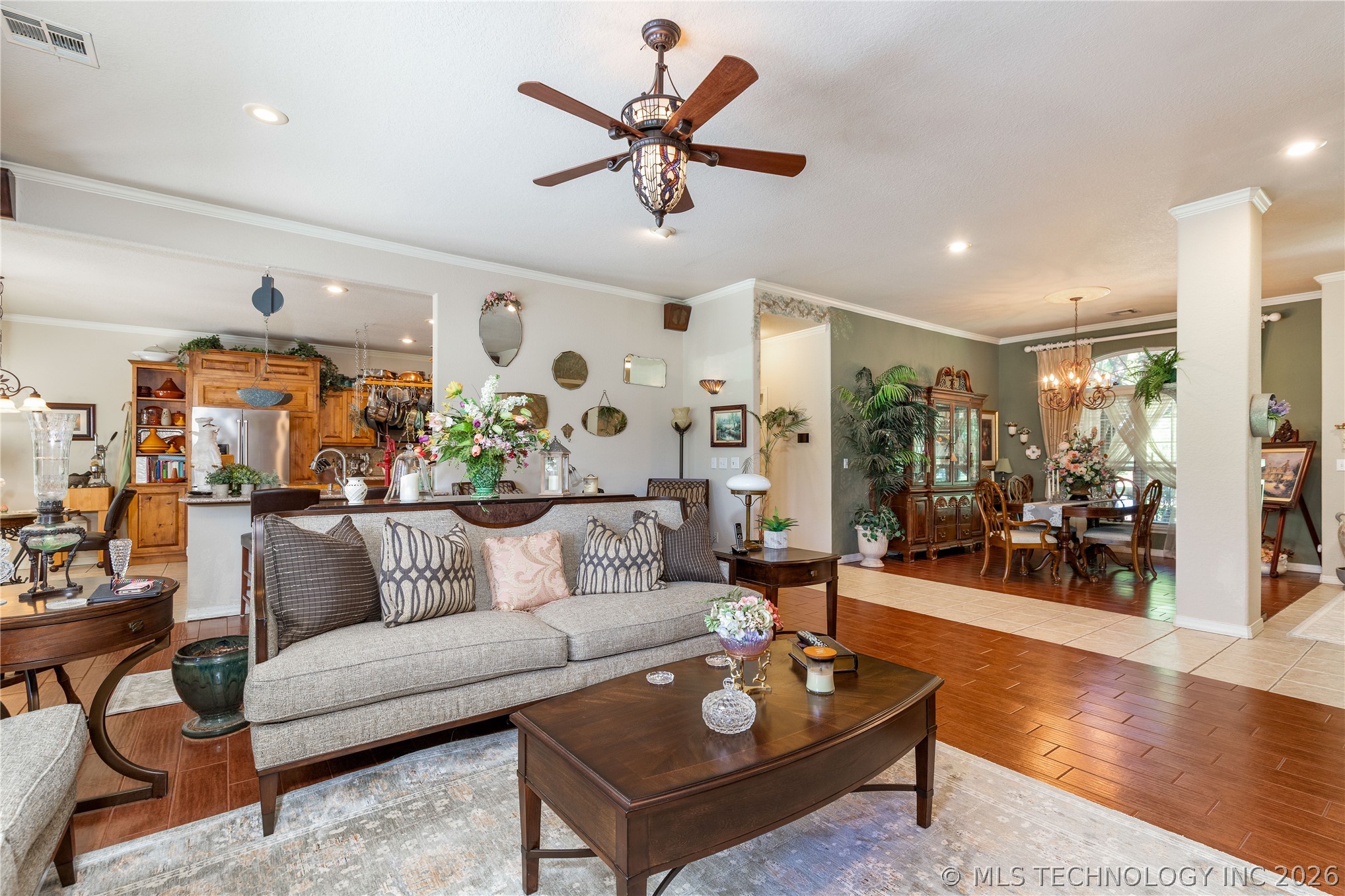 5080 Lake Breeze Road Property Photo 10