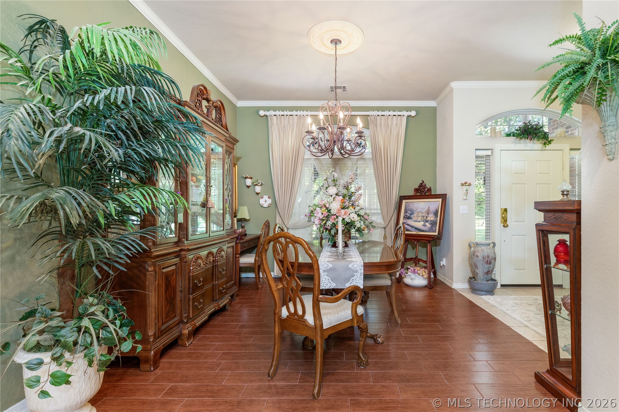 5080 Lake Breeze Road Property Photo 13