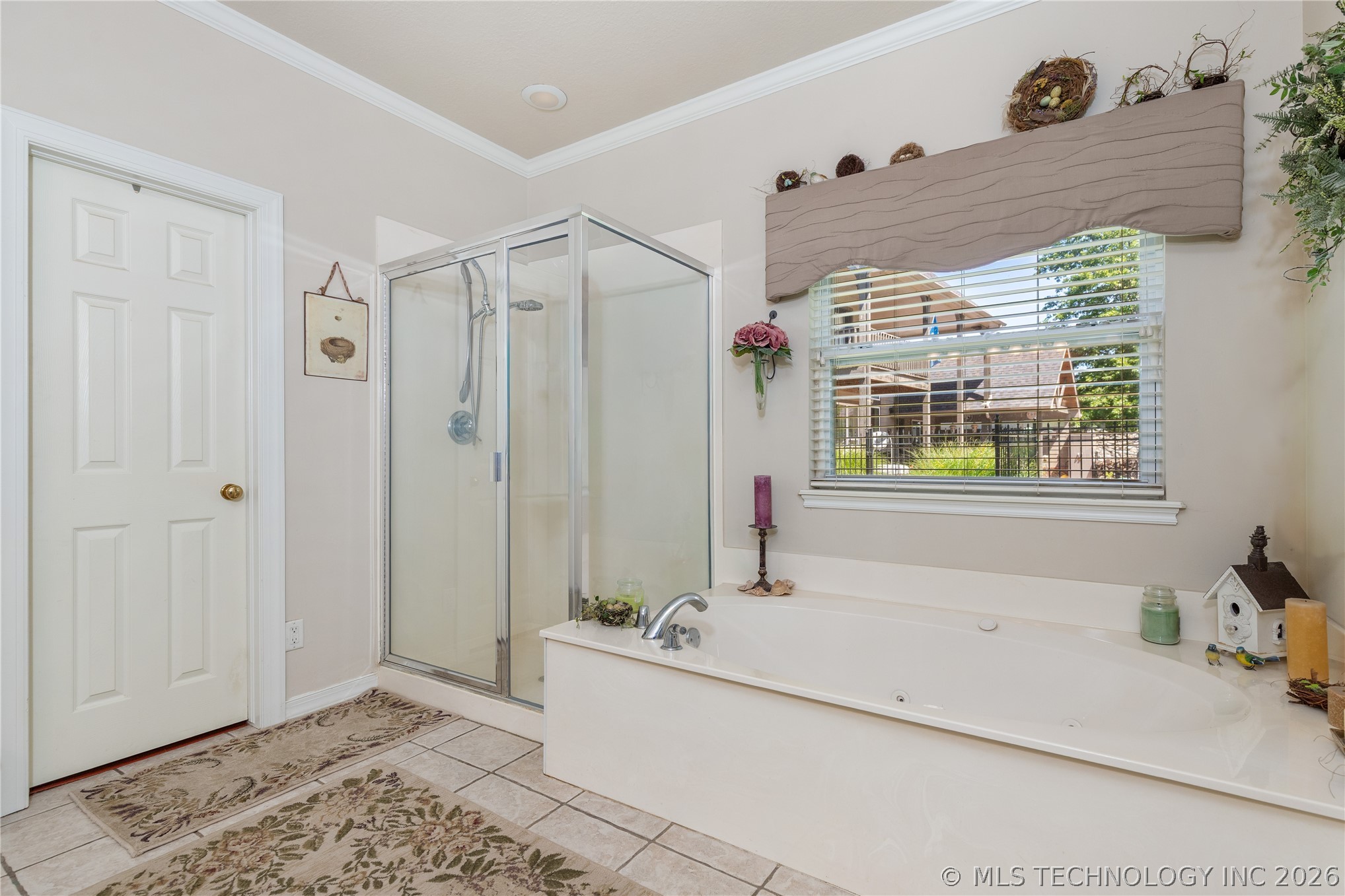 5080 Lake Breeze Road Property Photo 18