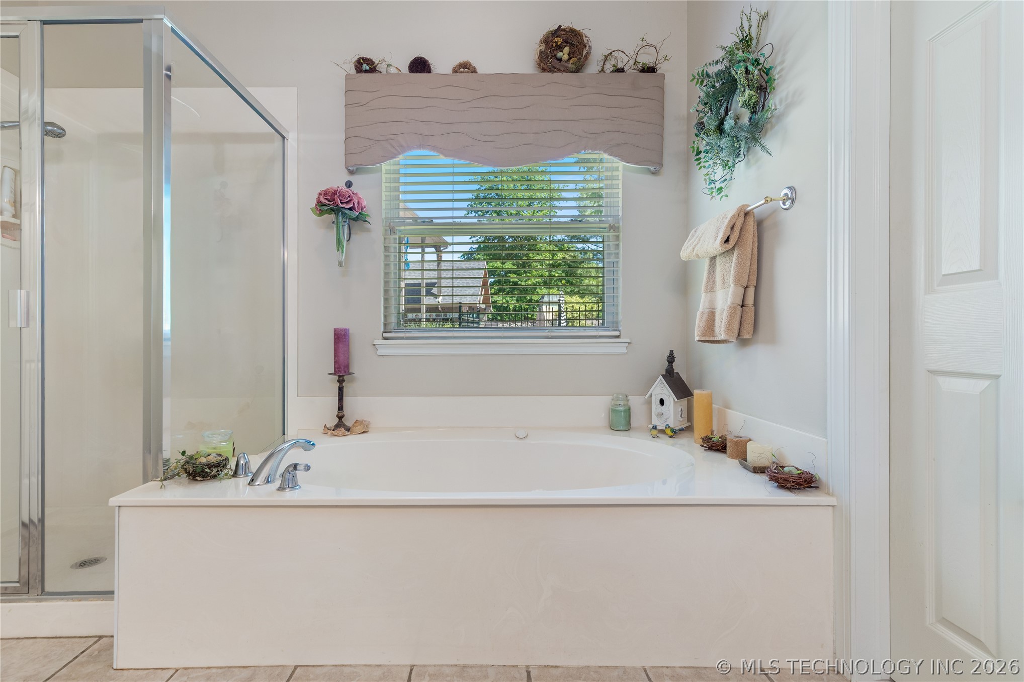 5080 Lake Breeze Road Property Photo 19
