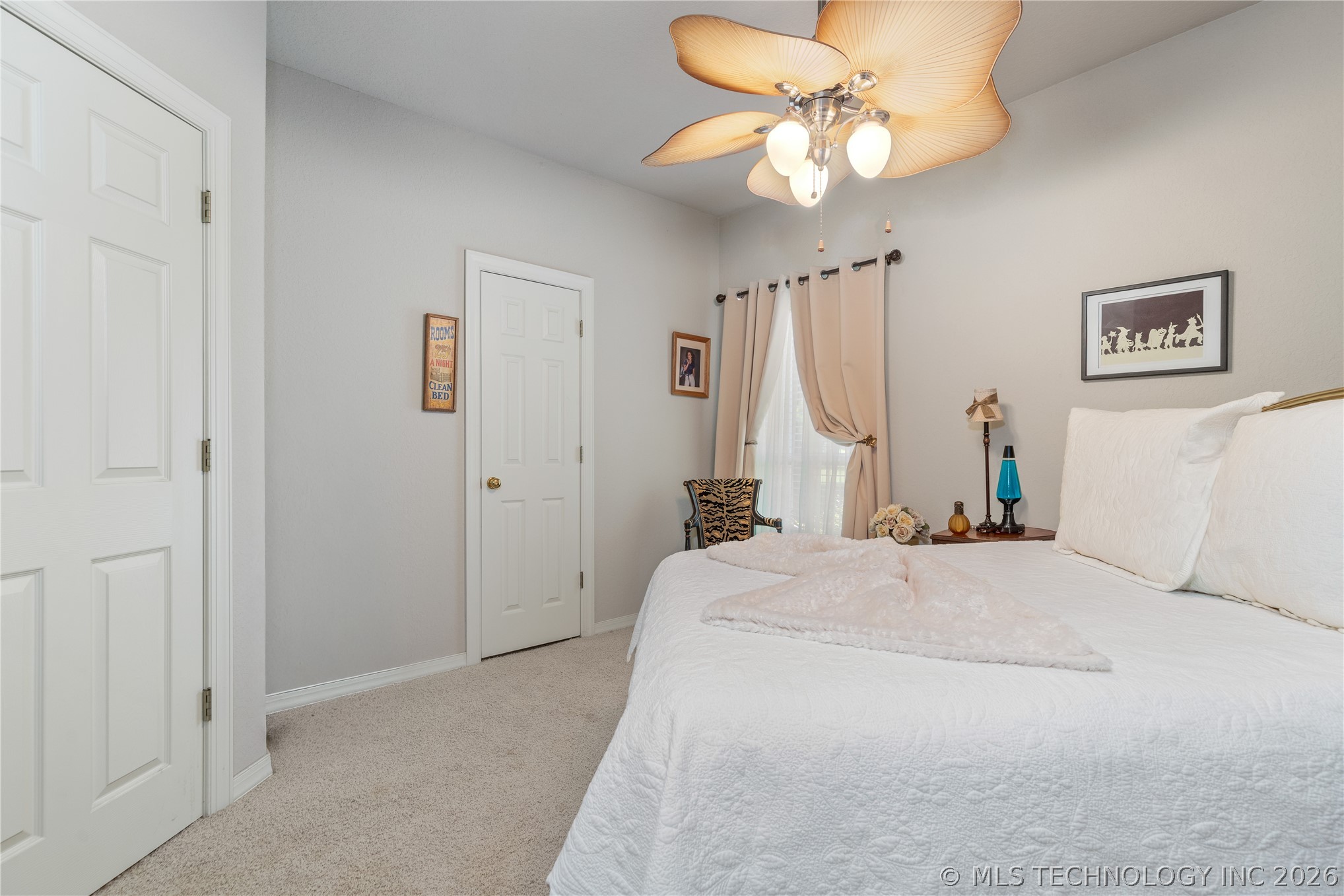5080 Lake Breeze Road Property Photo 25