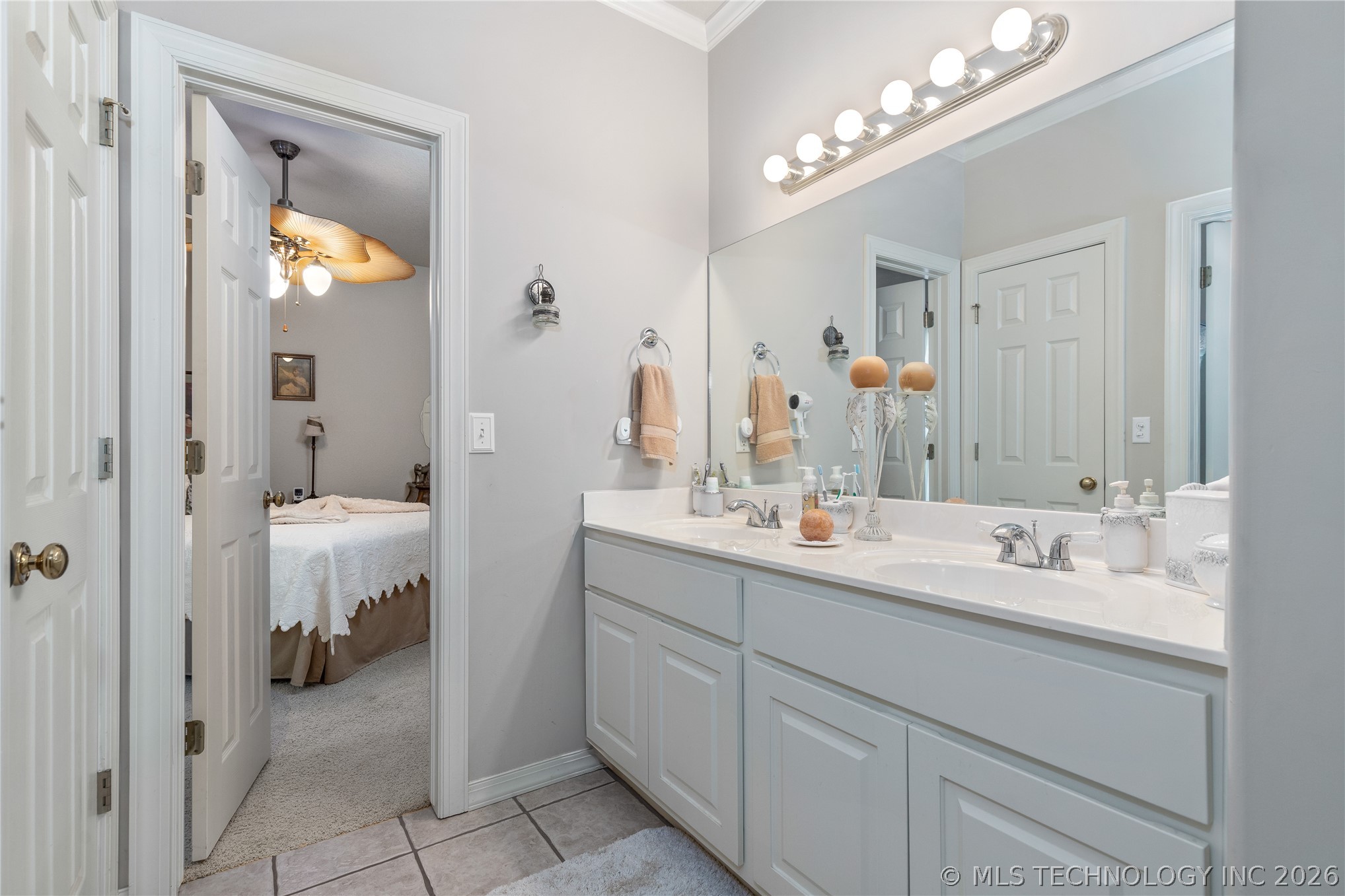 5080 Lake Breeze Road Property Photo 29