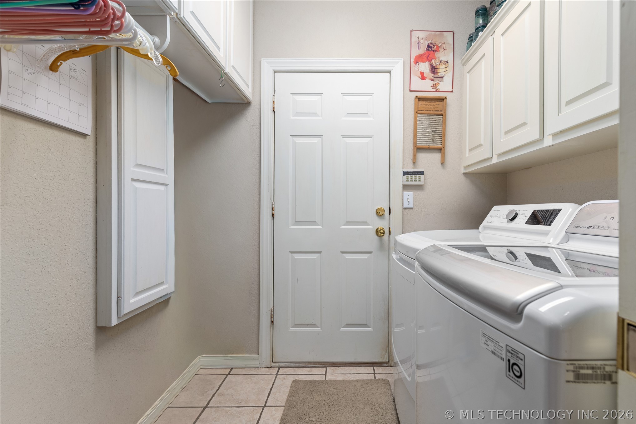 5080 Lake Breeze Road Property Photo 31