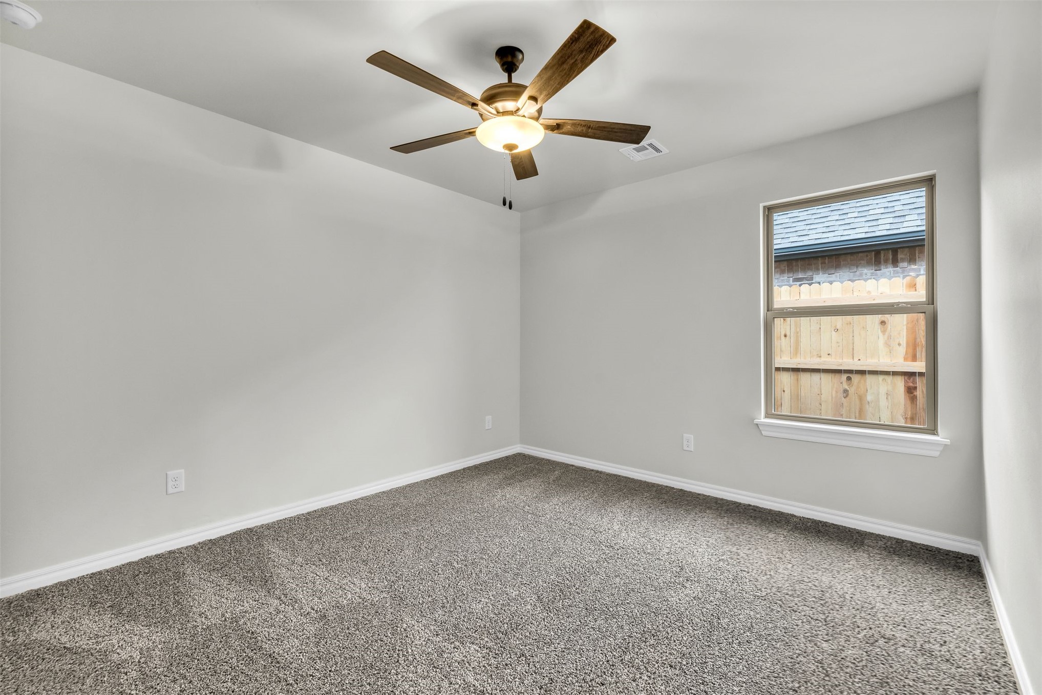 2900 E Northampton Street Property Photo 15