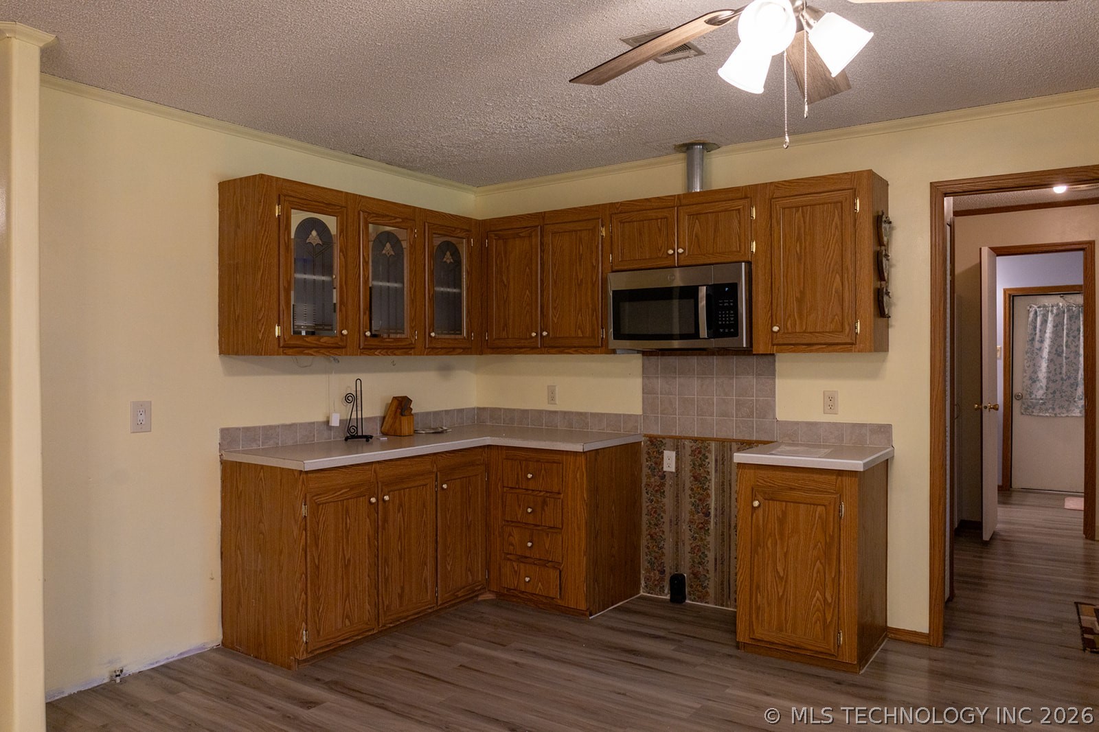 13937 Conley Road Property Photo 6
