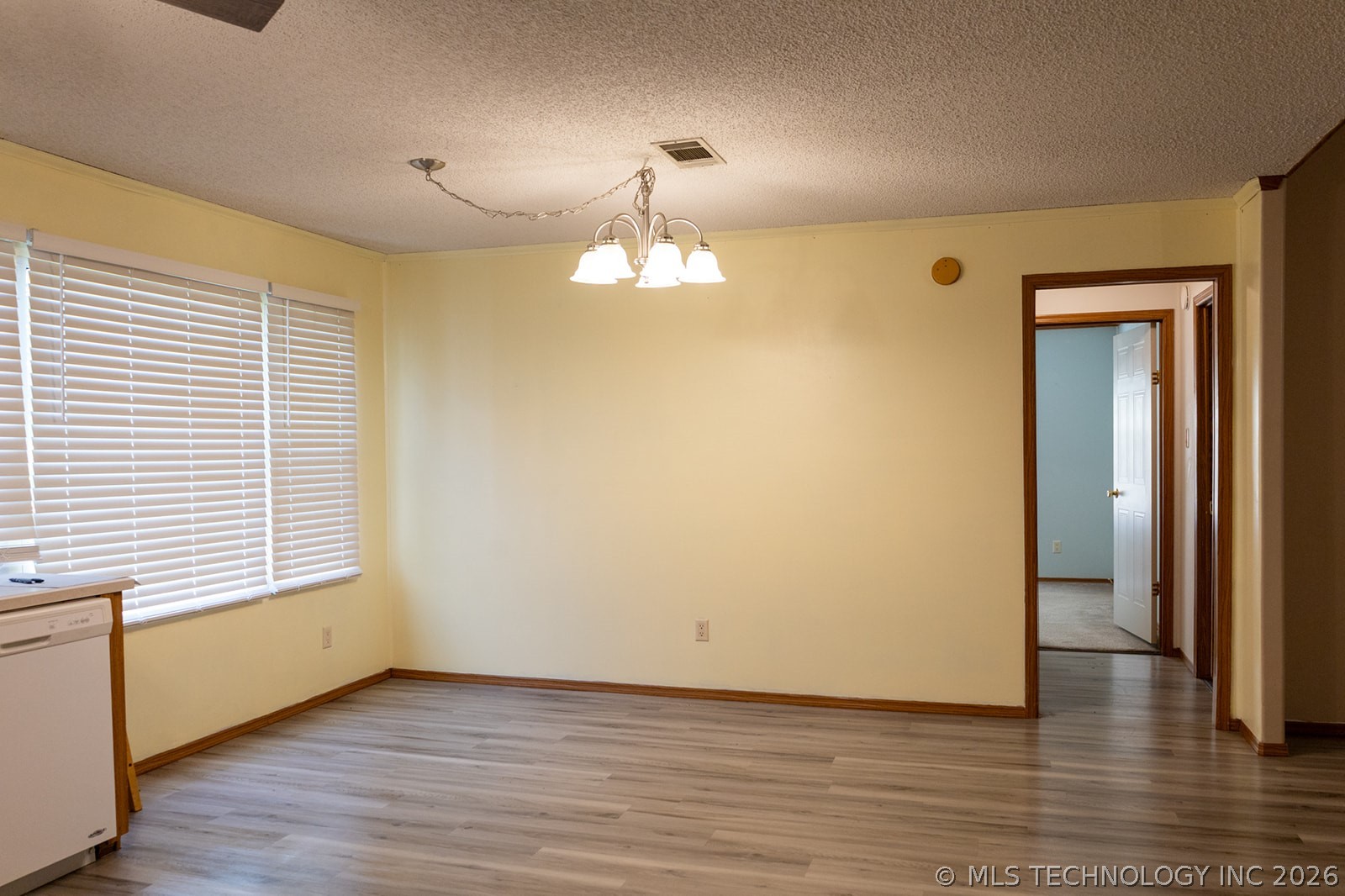 13937 Conley Road Property Photo 7