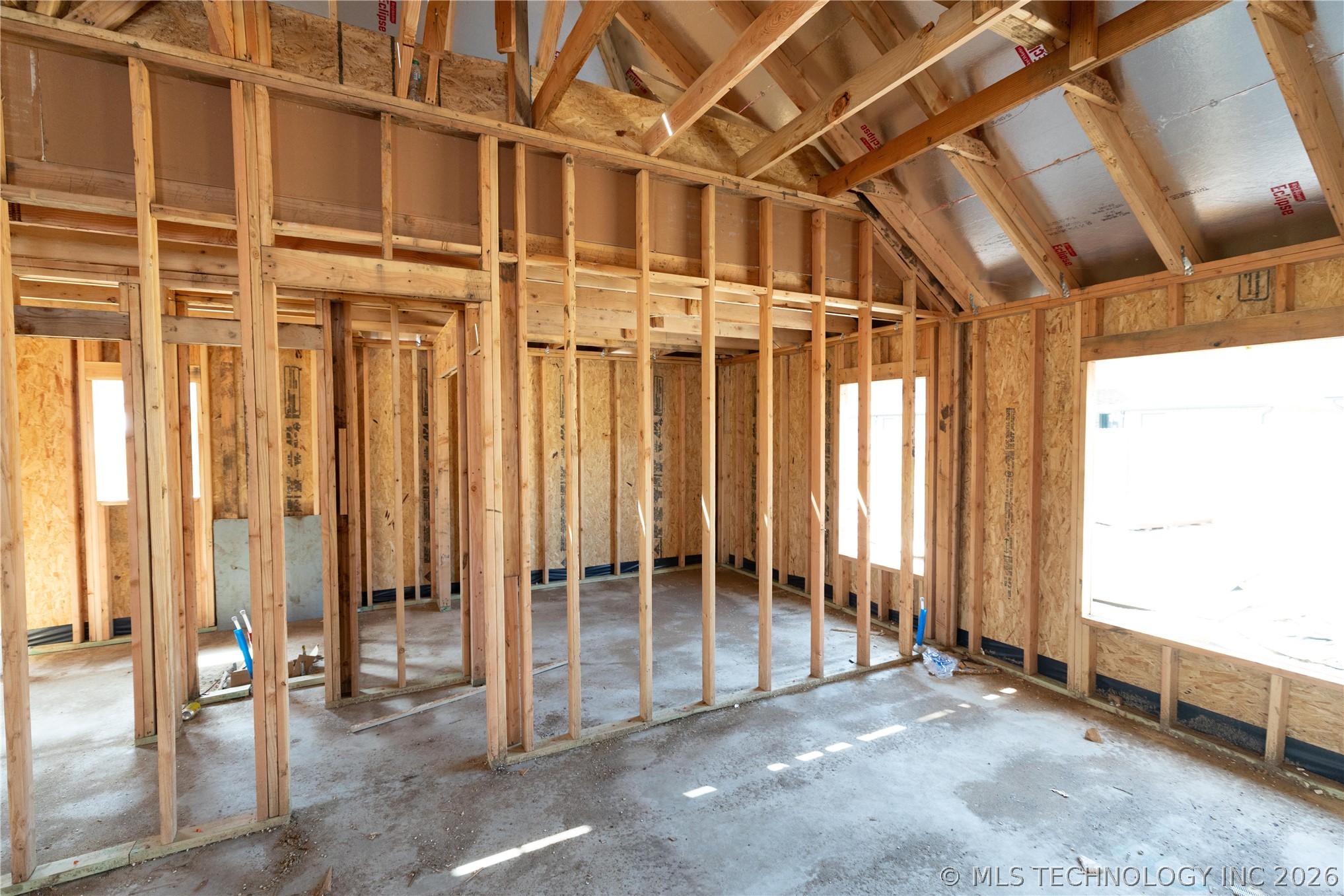 2824 E Northampton Street Property Photo 8