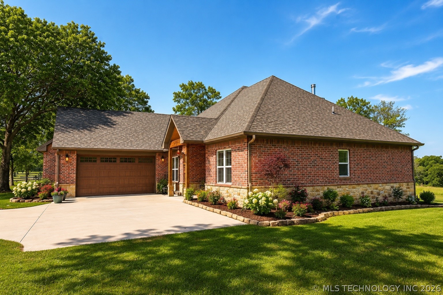 36362 S Summit Property Photo 4