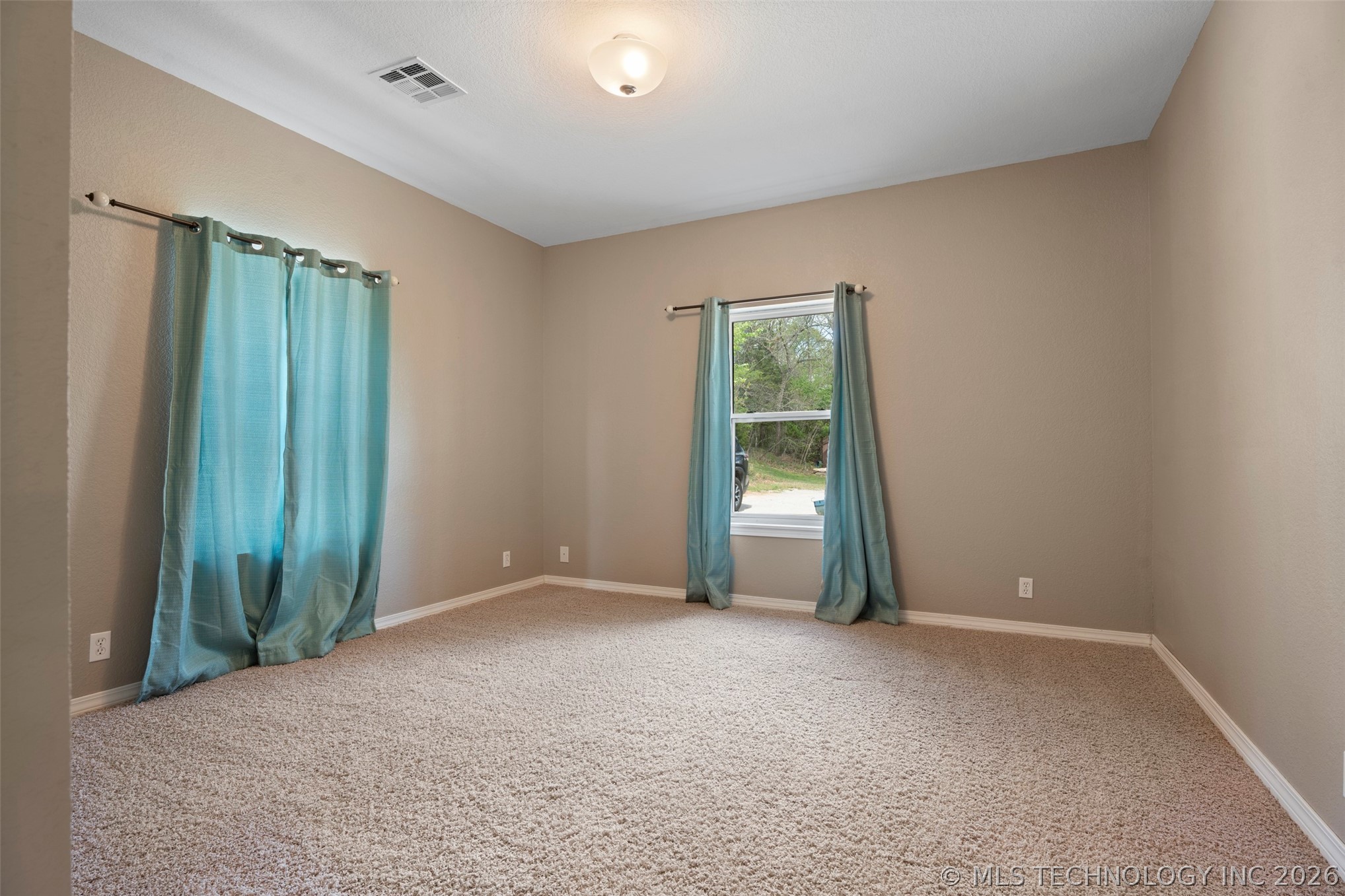 69999 E 152 Property Photo 26