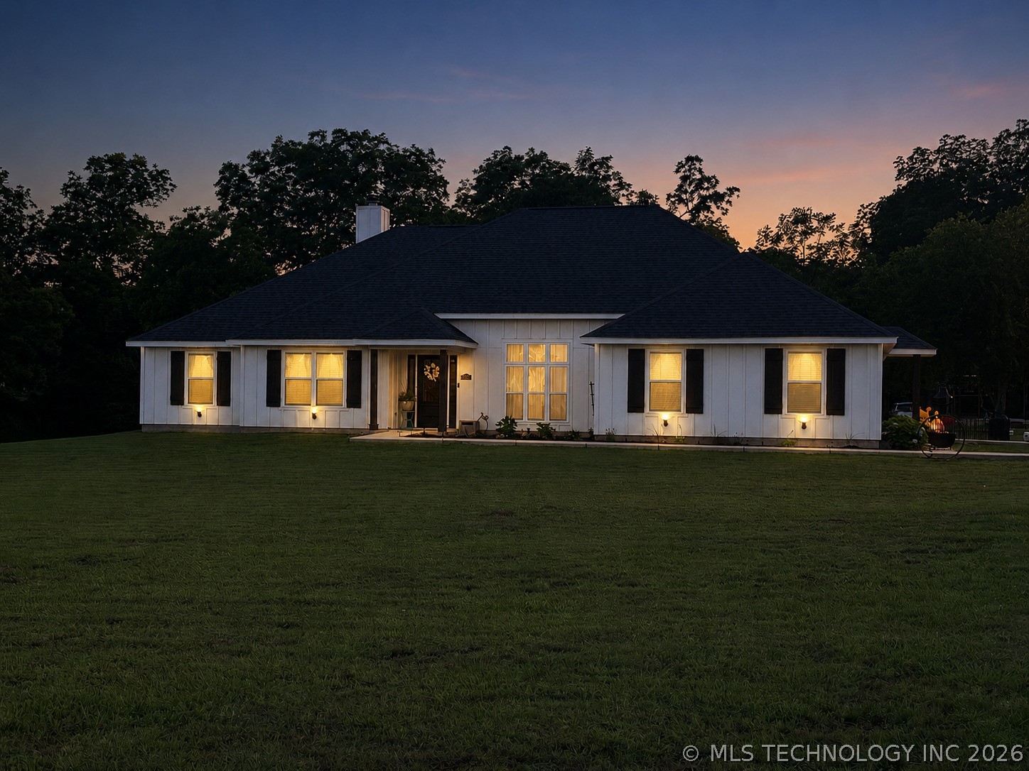 17957 Bridgeview Road Property Photo 2