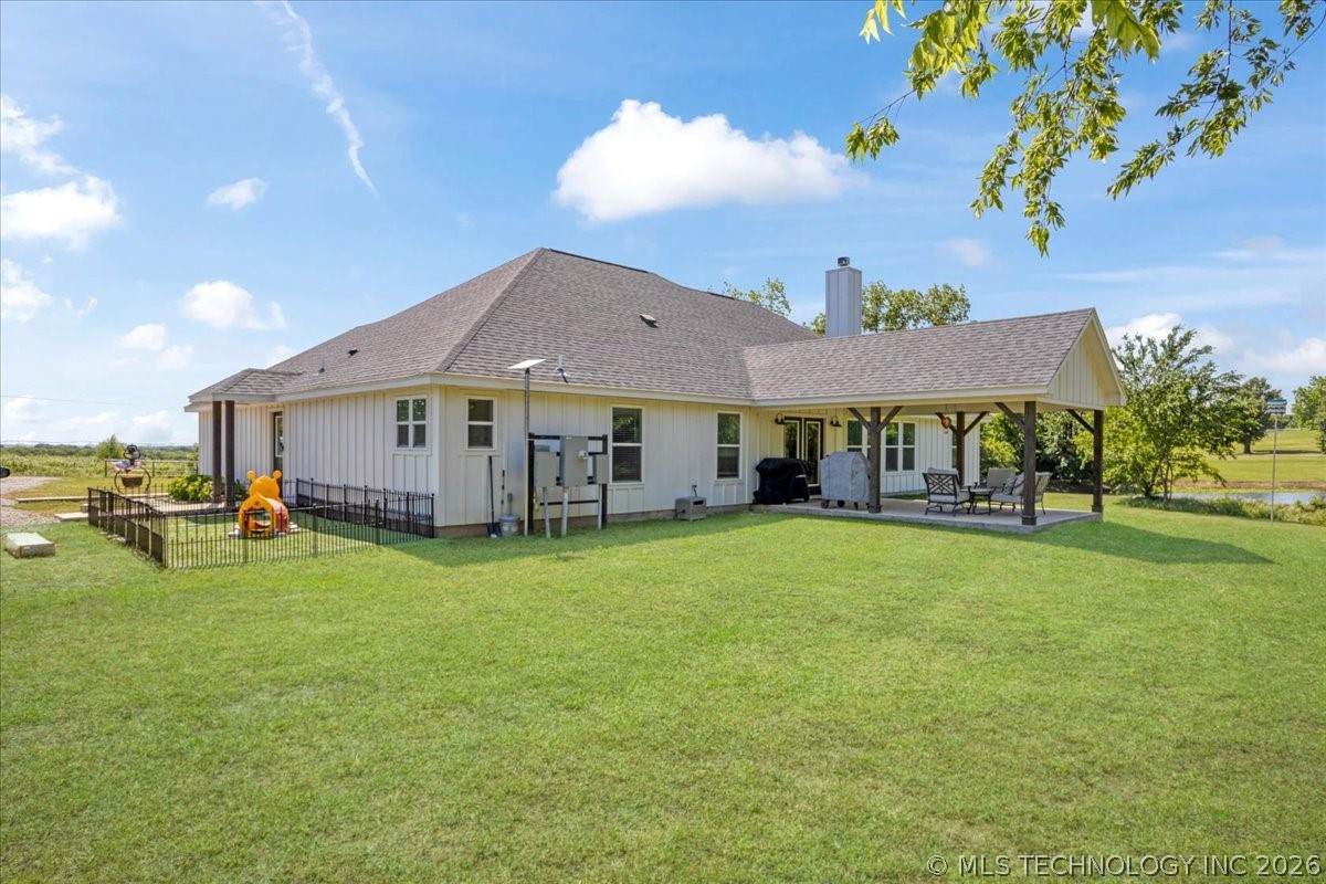 17957 Bridgeview Road Property Photo 7