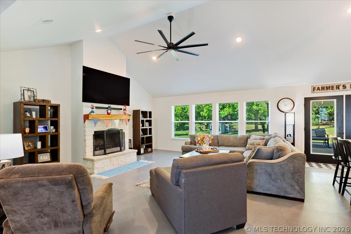 17957 Bridgeview Road Property Photo 19