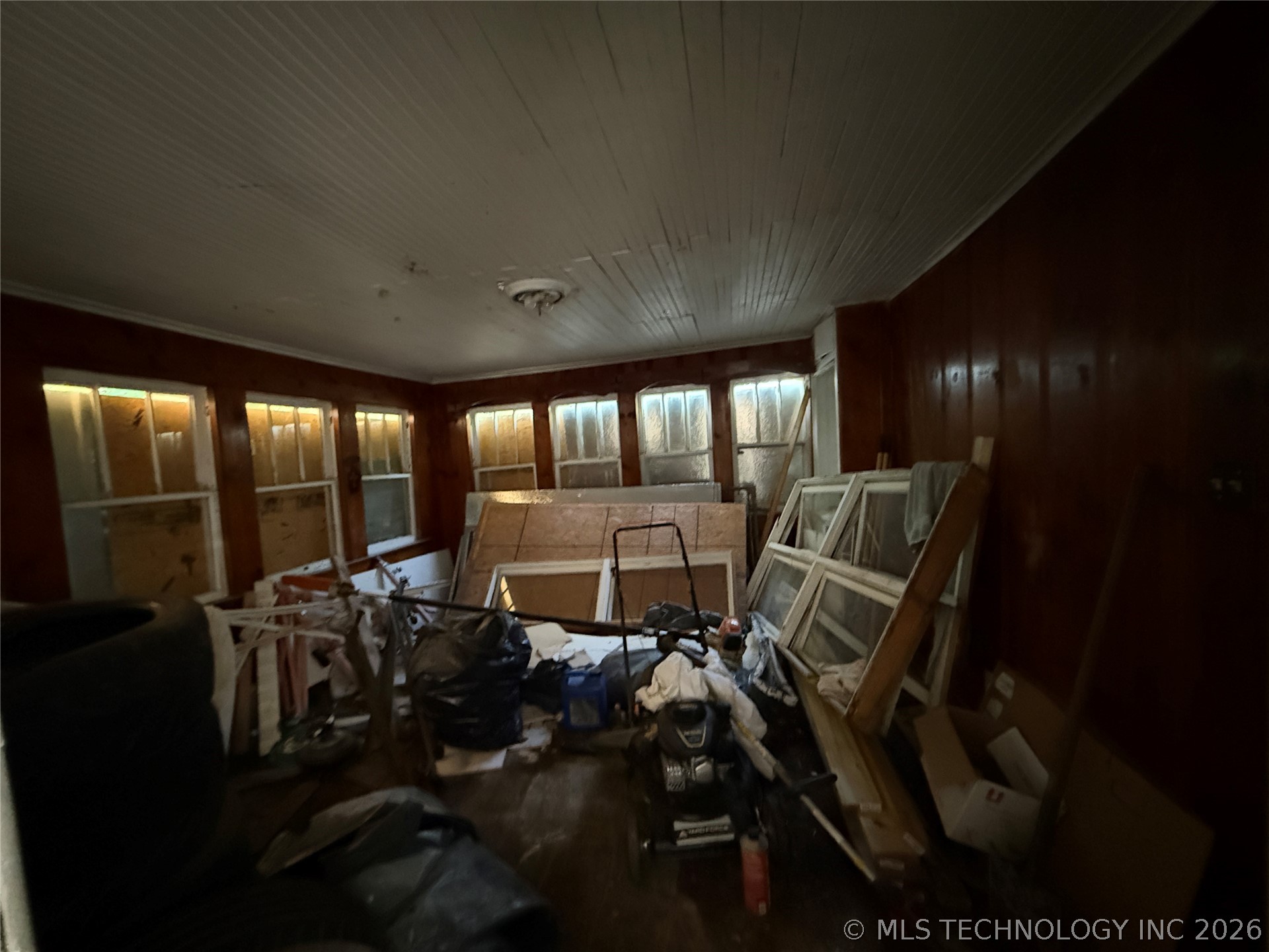 2429 Columbus Street Property Photo 11