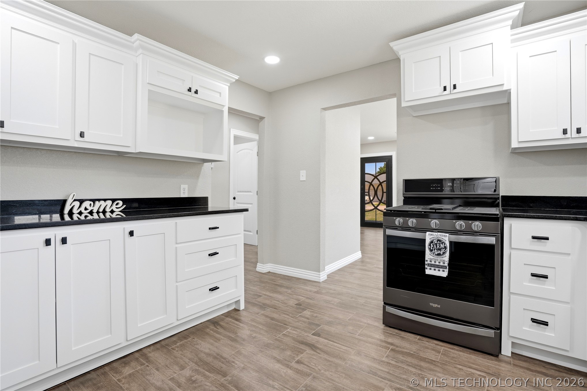 1220 E Miami Property Photo 17