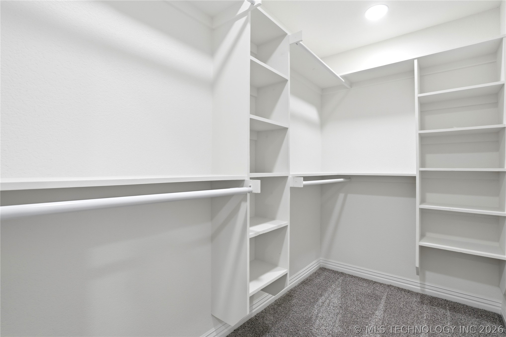 1220 E Miami Property Photo 23