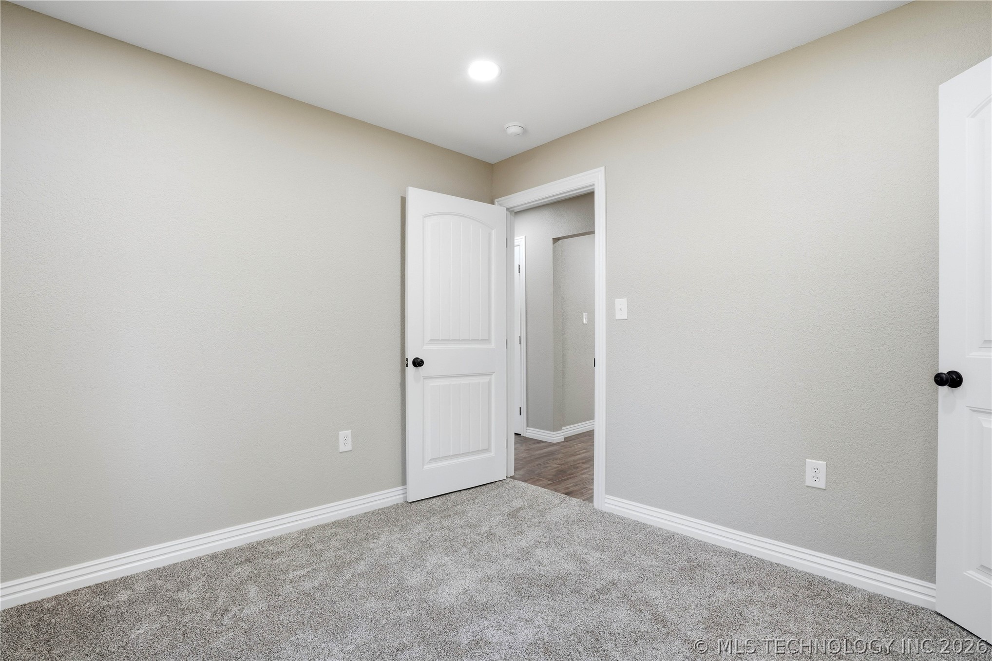 1220 E Miami Property Photo 29