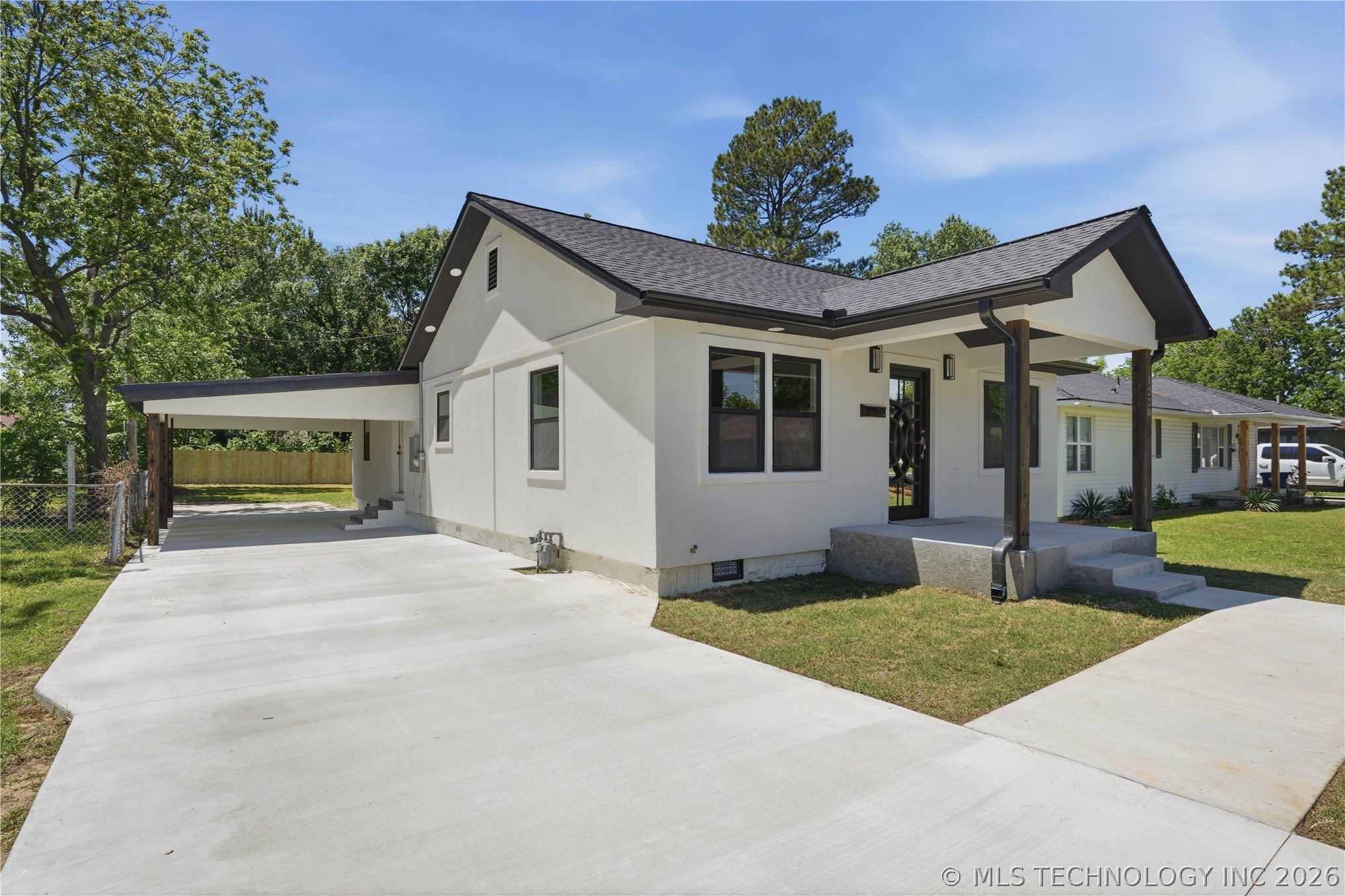 1220 E Miami Property Photo 42
