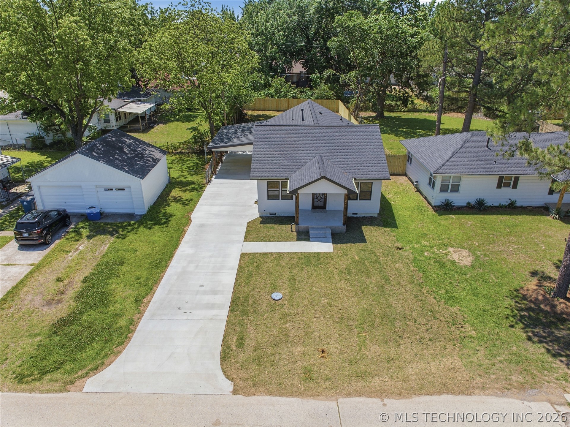 1220 E Miami Property Photo 51