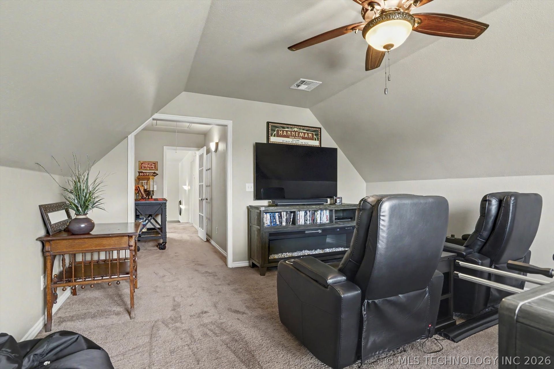 2406 E Fairfield Court Property Photo 35