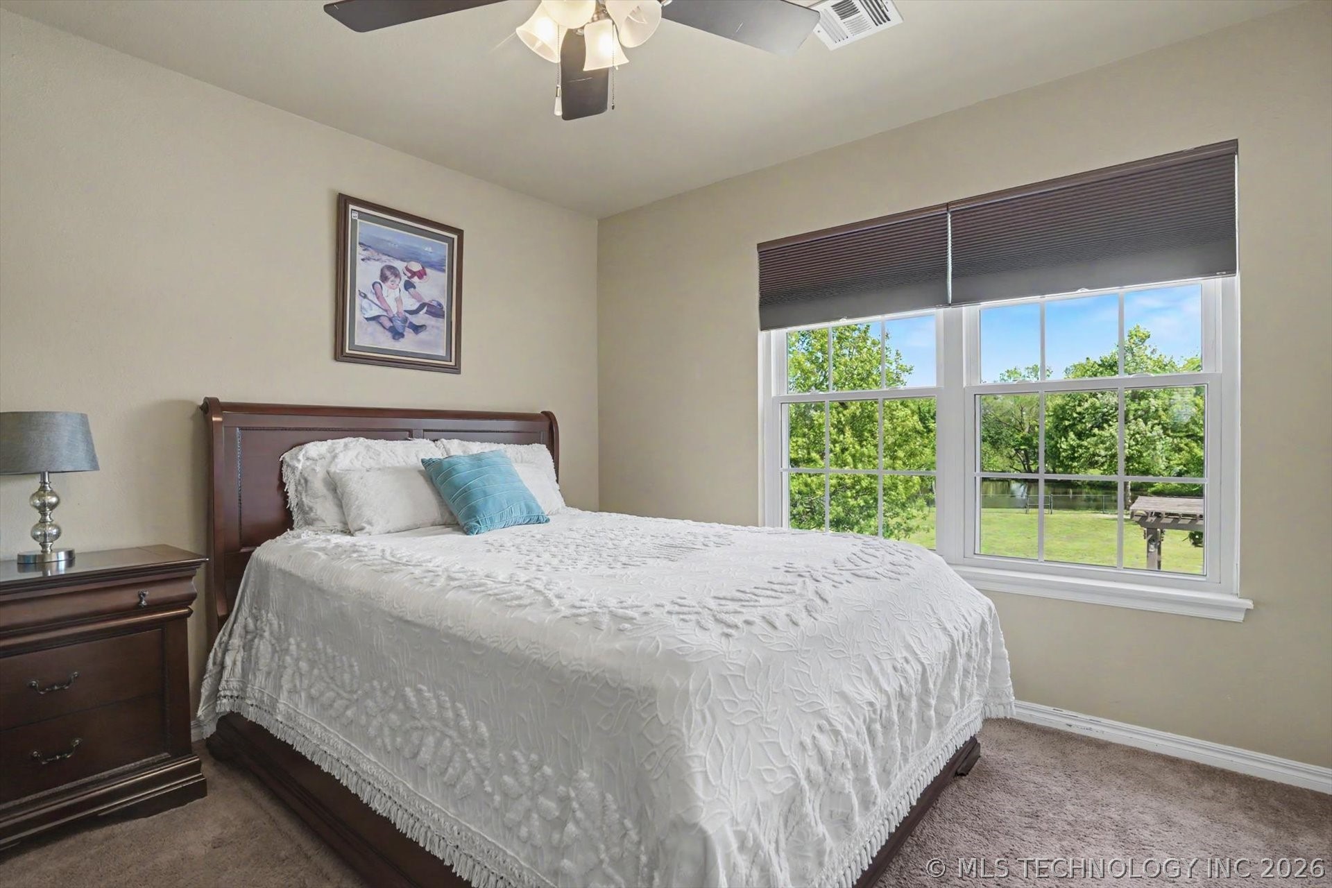 2406 E Fairfield Court Property Photo 37