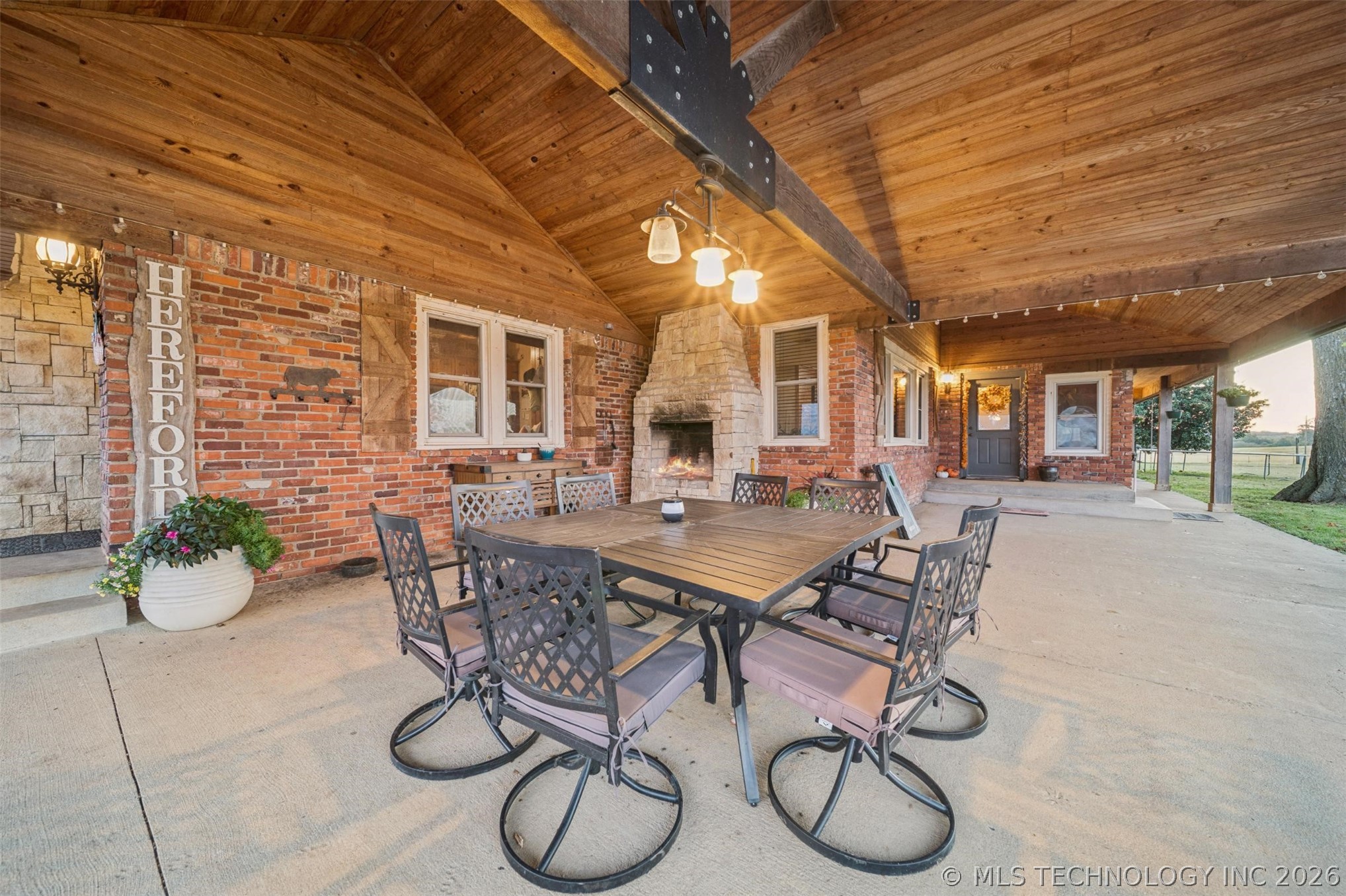 19190 W 6th Street North Property Photo 43