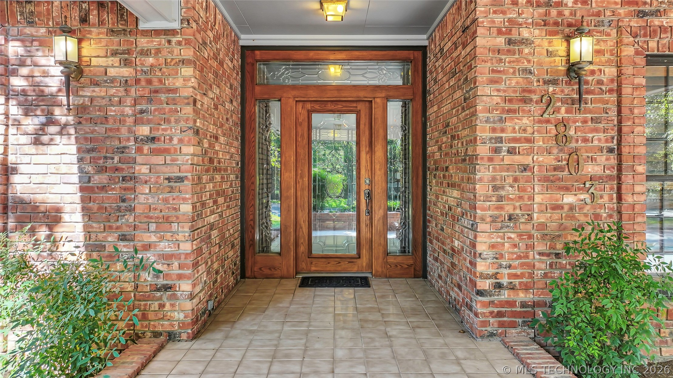 2803 Ridgeway Property Photo 3