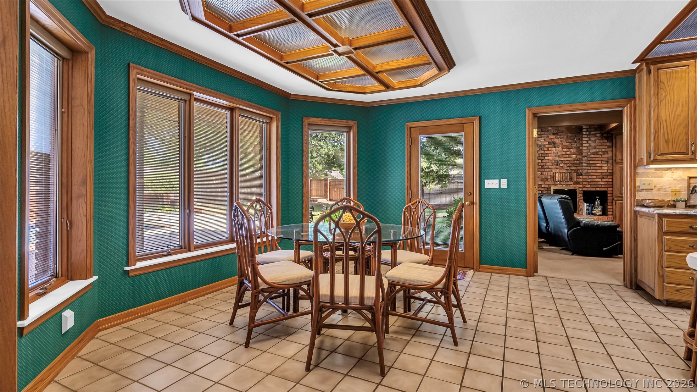 2803 Ridgeway Property Photo 8