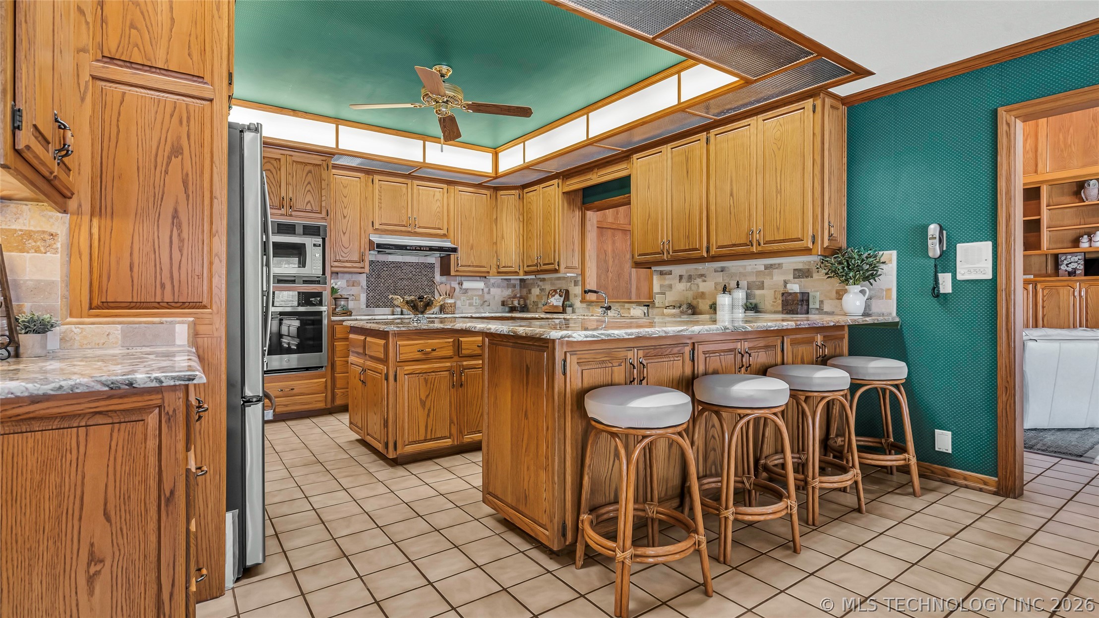 2803 Ridgeway Property Photo 9