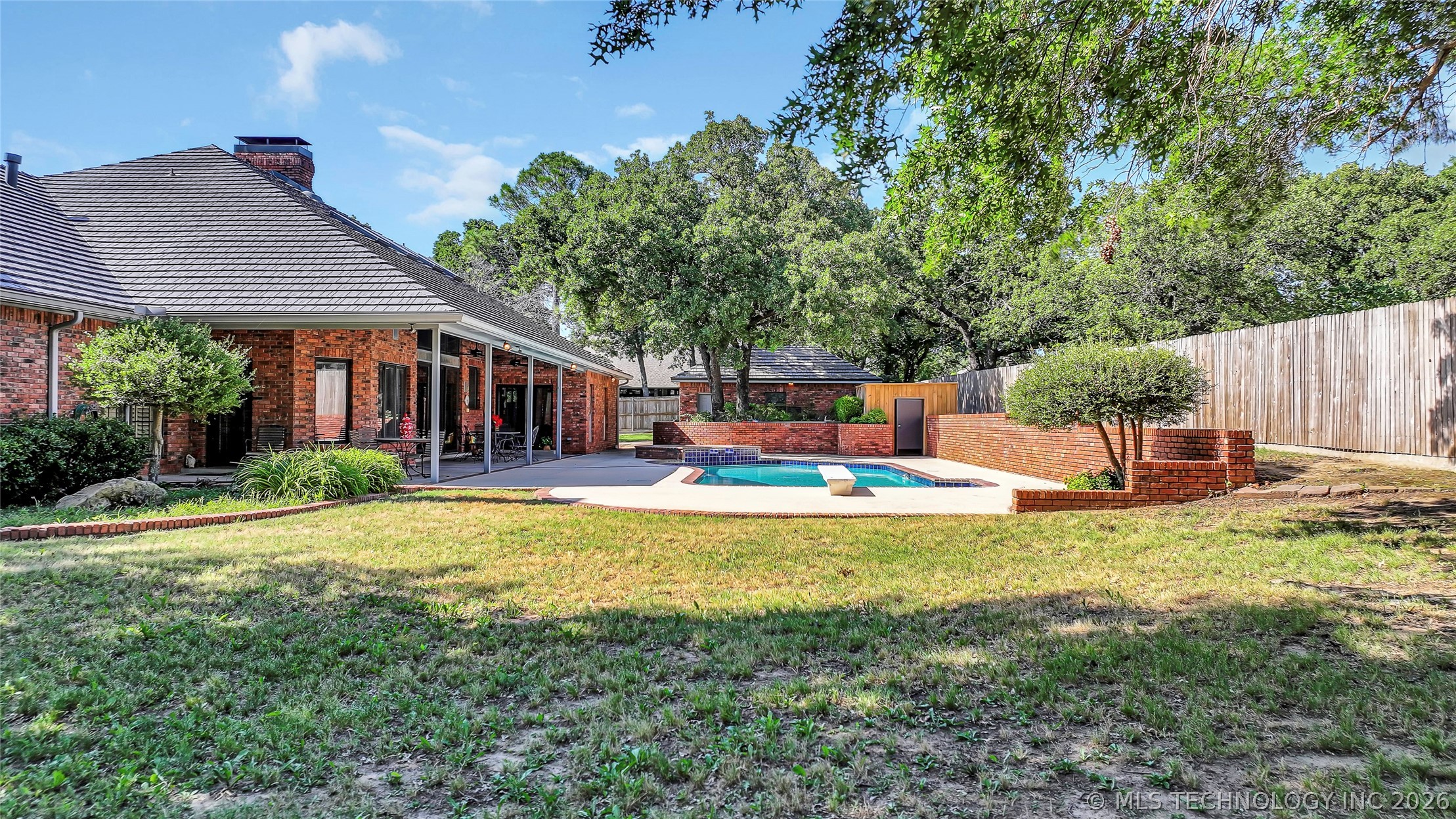 2803 Ridgeway Property Photo 34