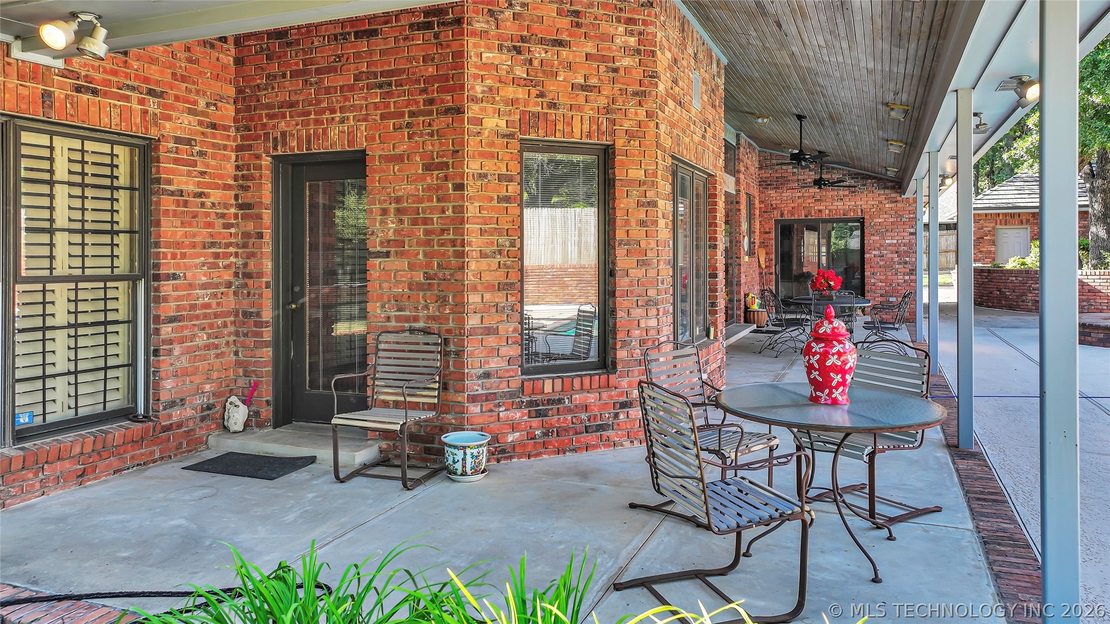 2803 Ridgeway Property Photo 36