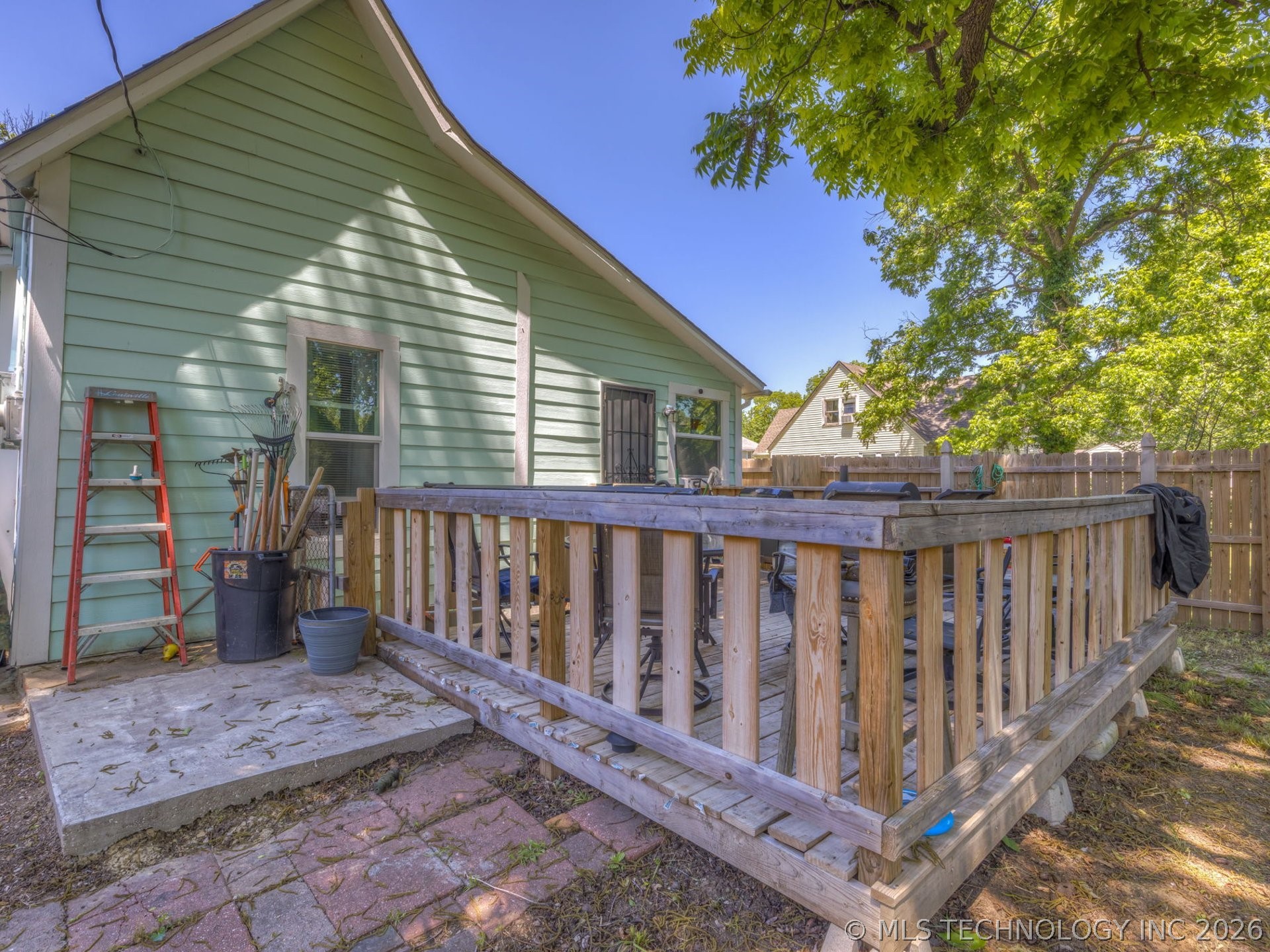 514 S Seneca Avenue Property Photo 46