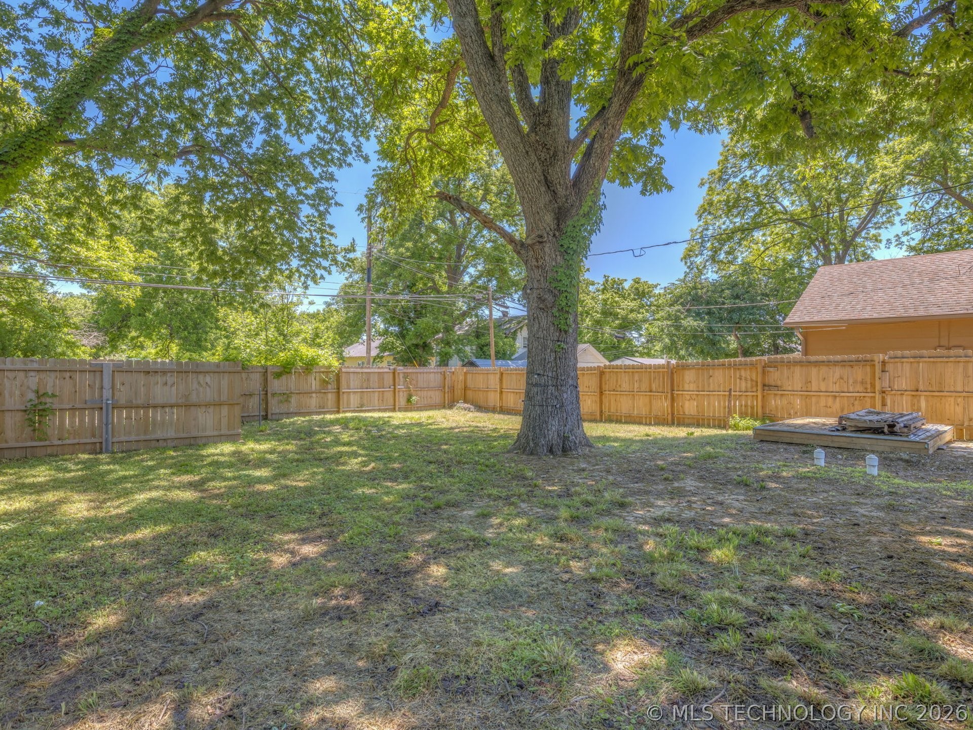 514 S Seneca Avenue Property Photo 48