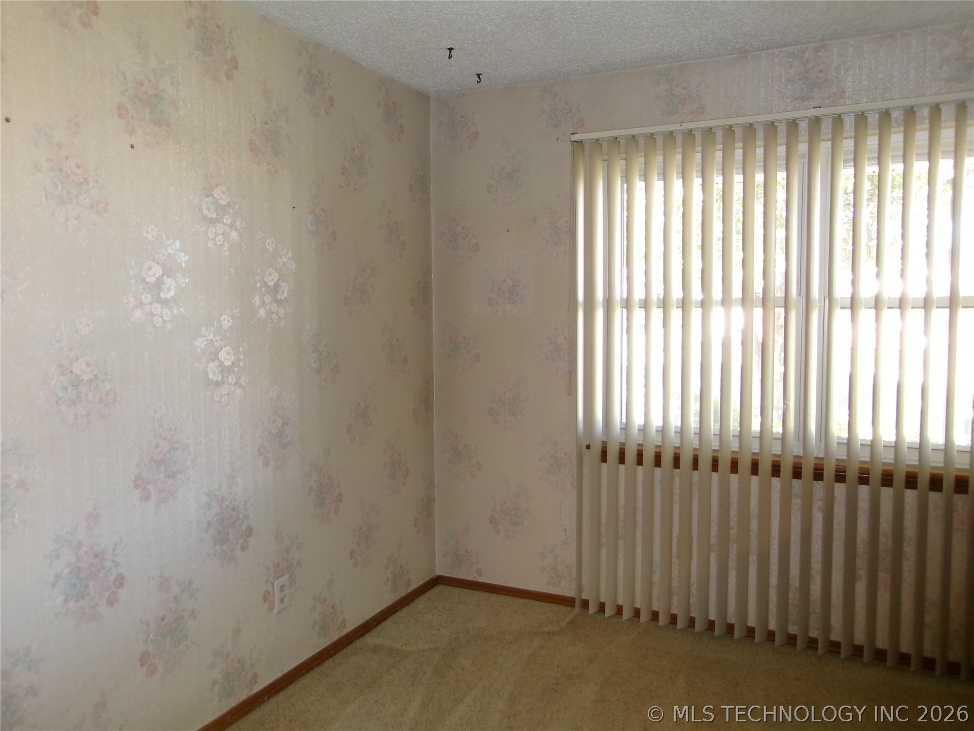 1205 Nw 9th Street Property Photo 3