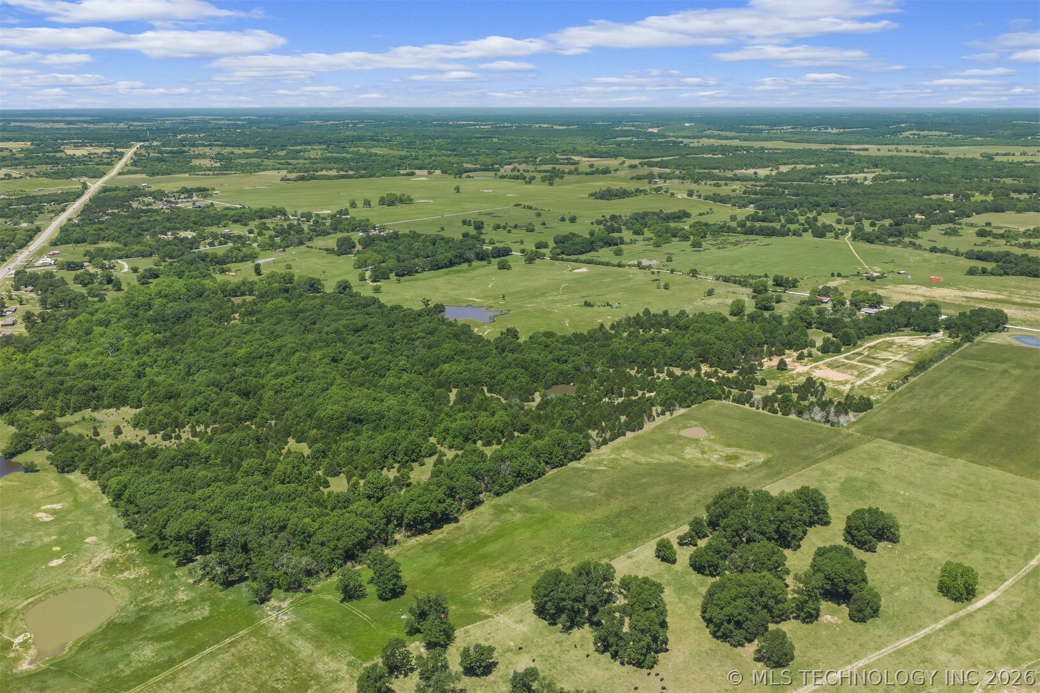 5665 County Road 1470 Property Photo 15
