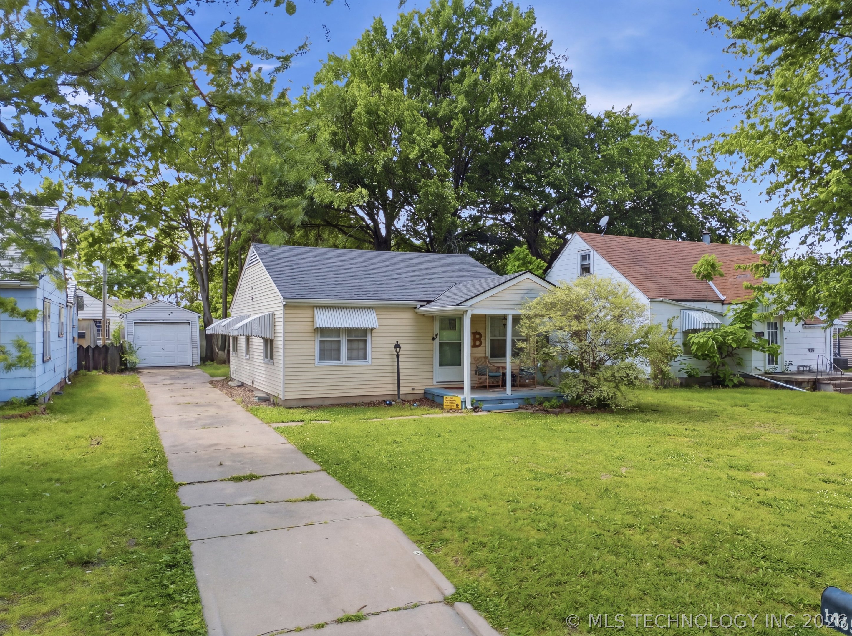 1910 Johnstone Avenue Property Photo 3